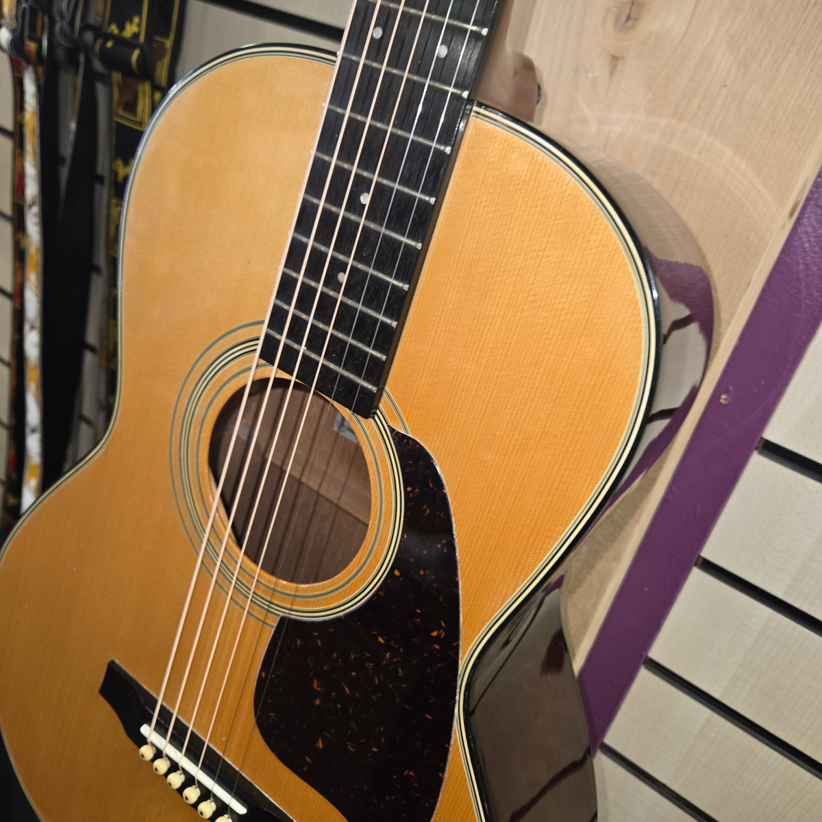 Pre loved Ibanez V100