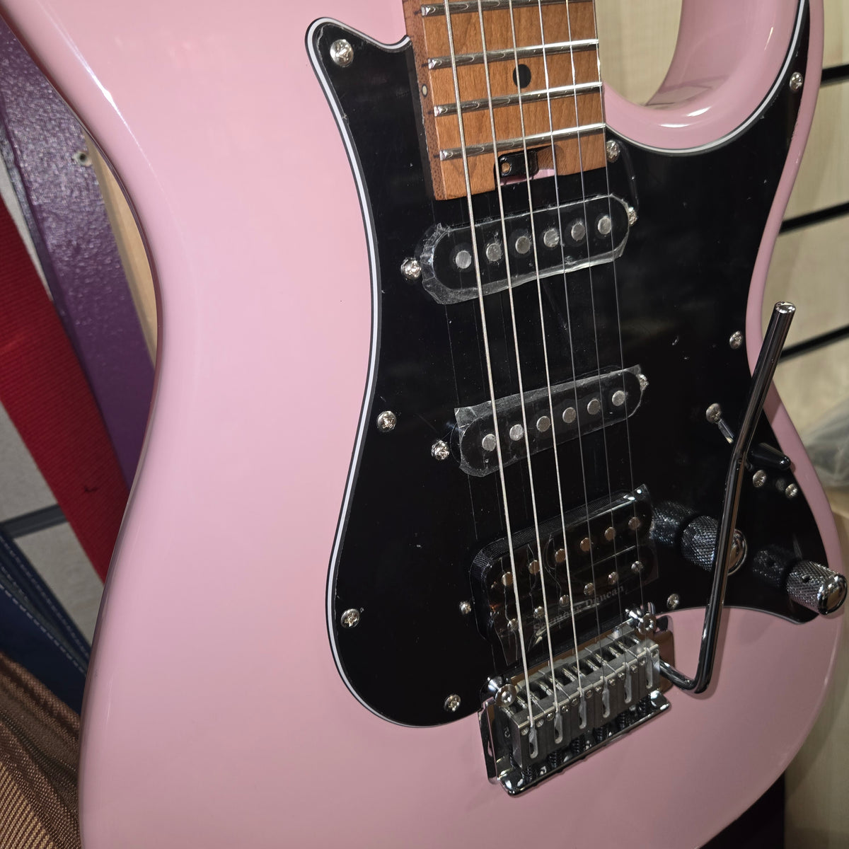 Cort G290 Modern.  Dusty Rose.