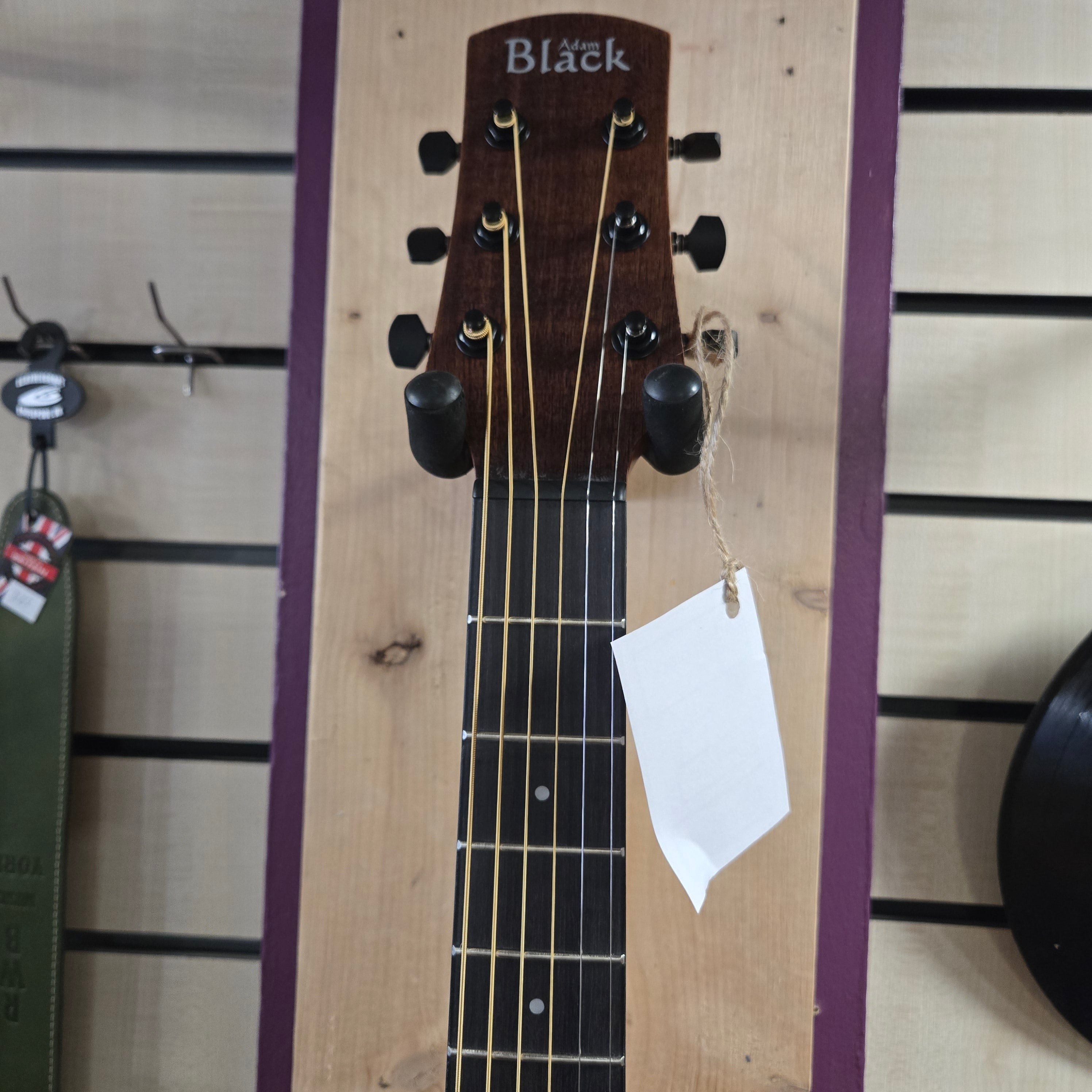 Adam Black Travel 02T Nat