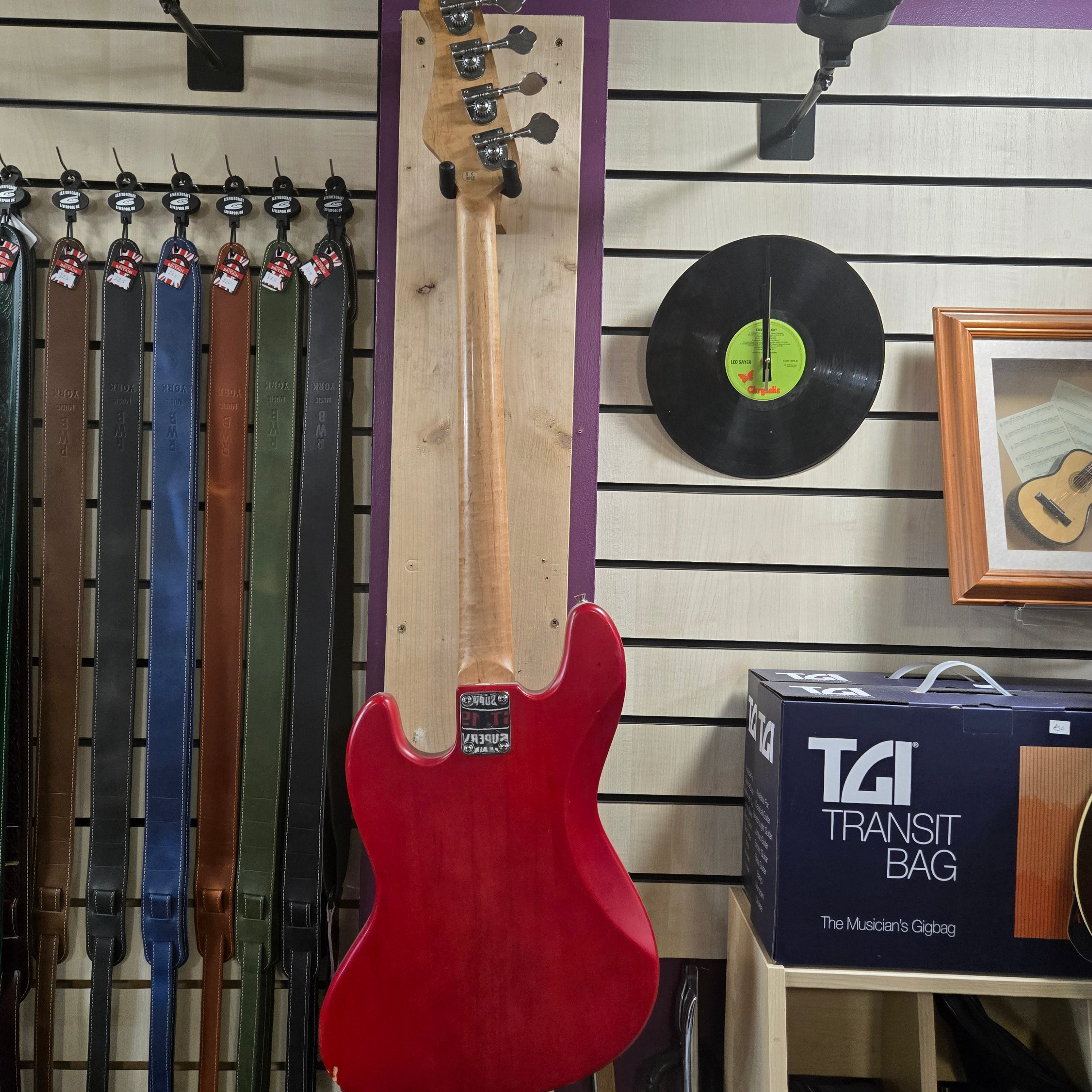 Eastcoast Bass pre loved