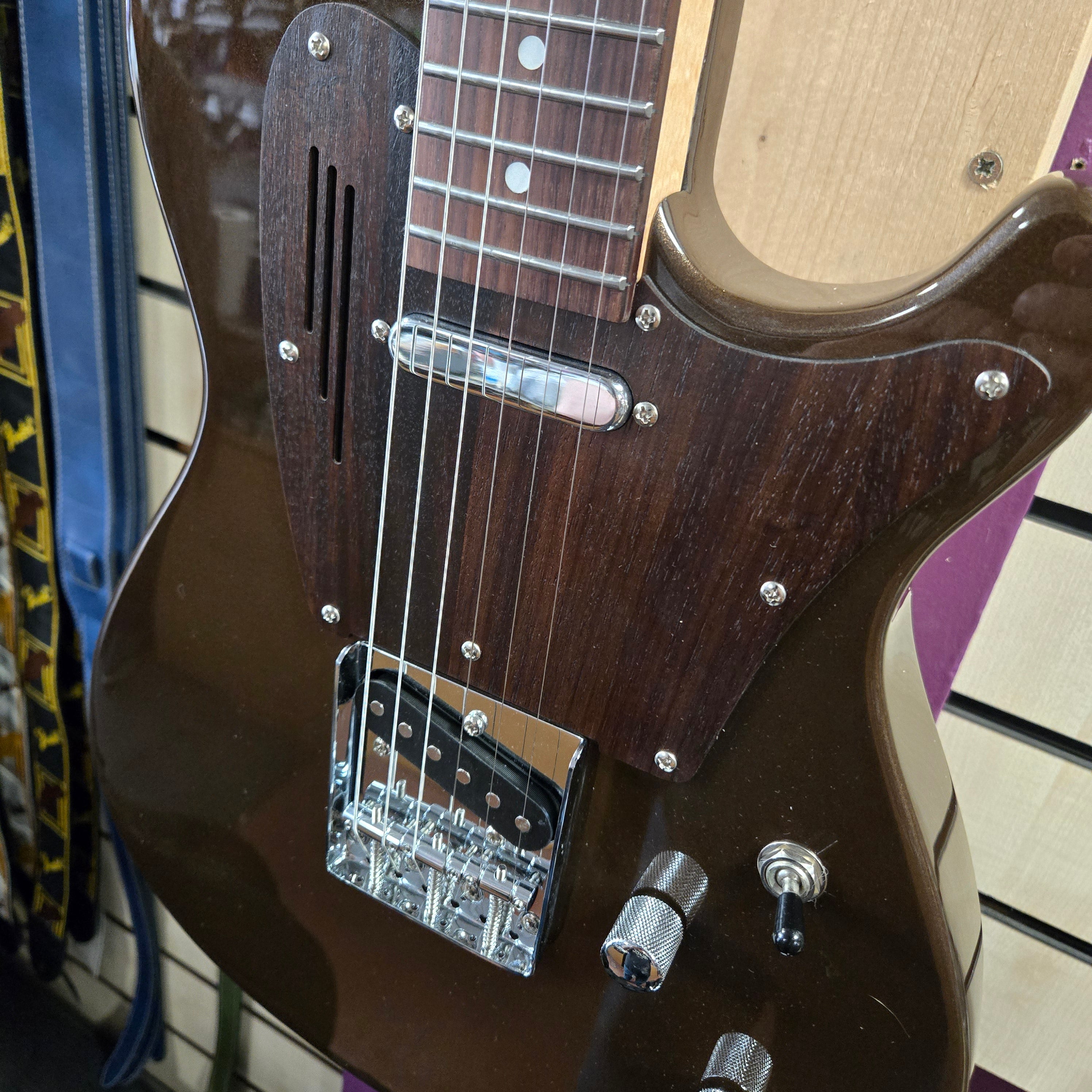 Magneto UT Wave Metalic Brown