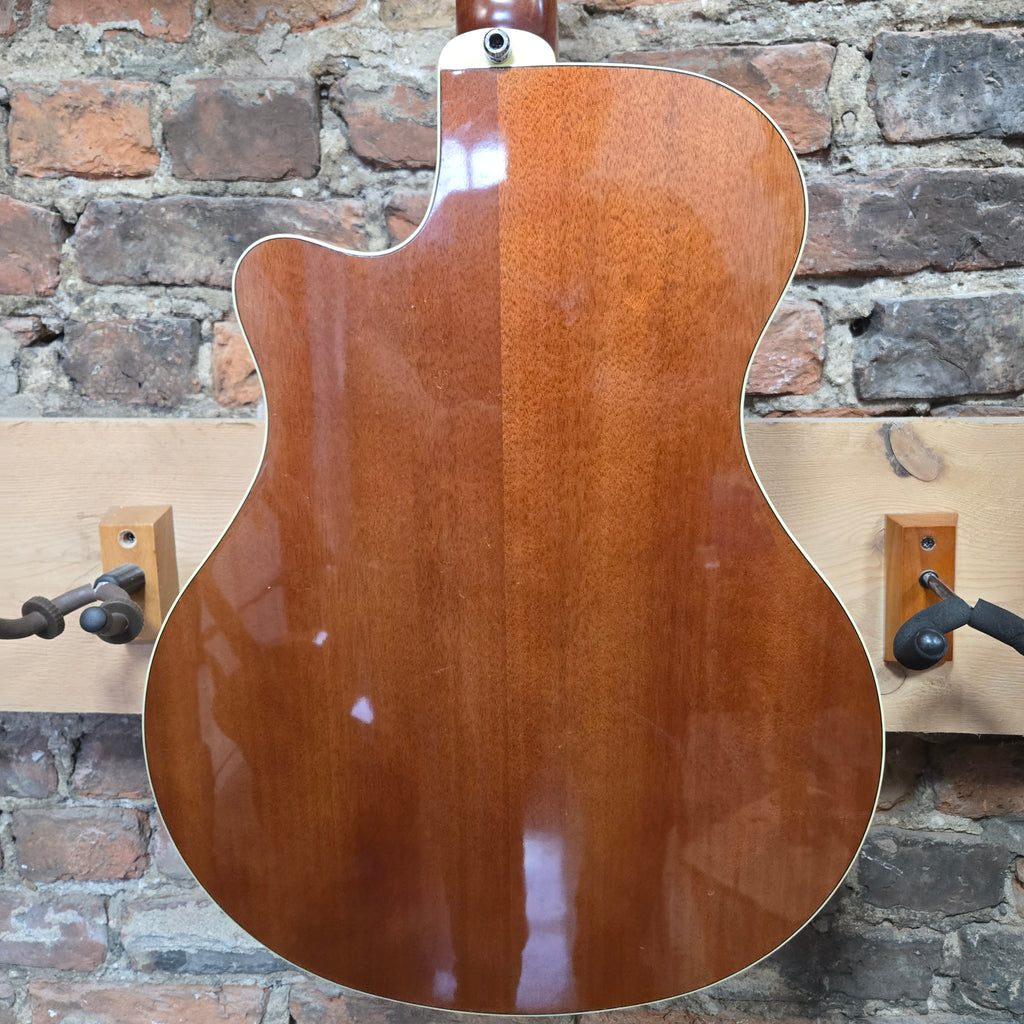 Pre loved Yamaha  APX500iii