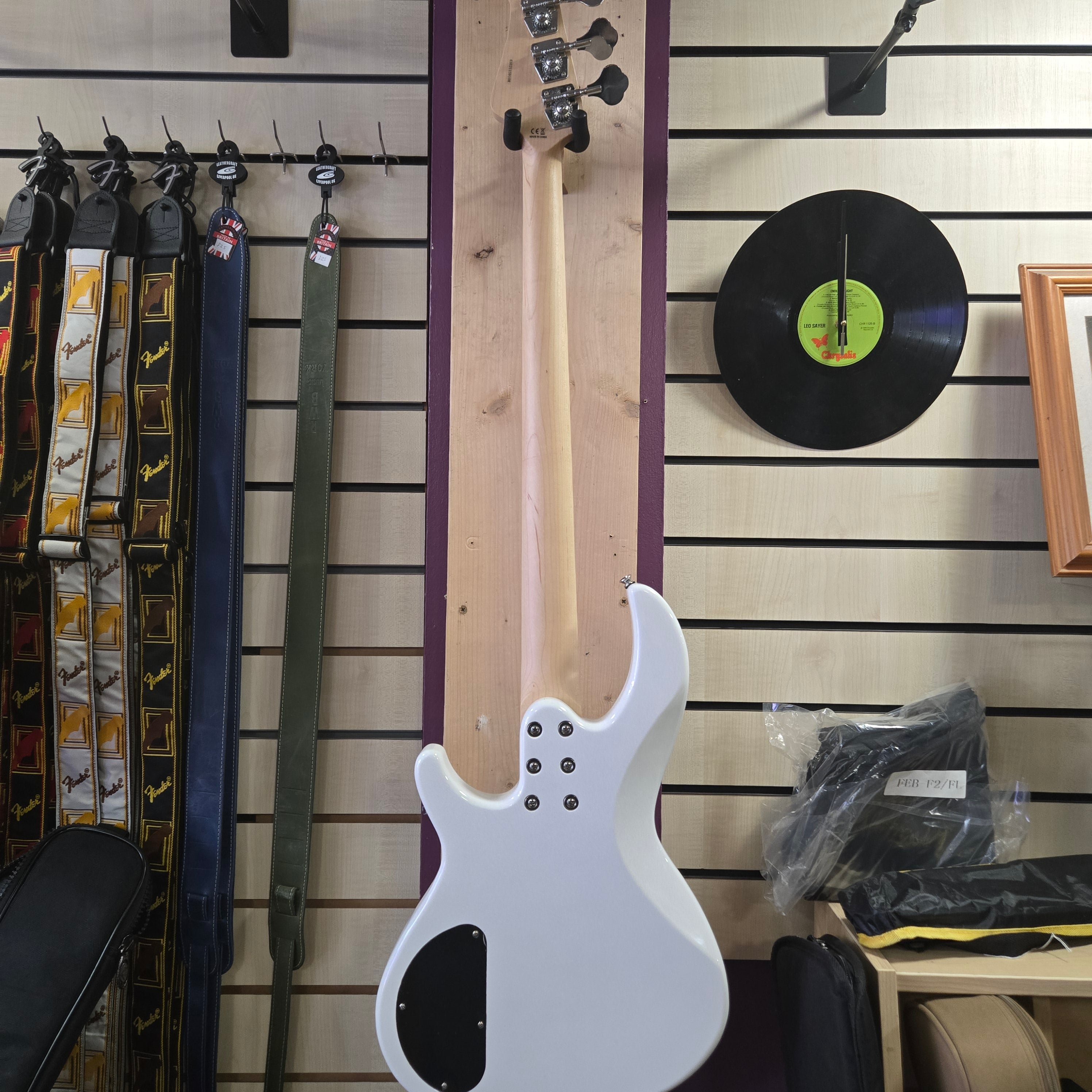 Aria Pro ii RSB 618/4 WH