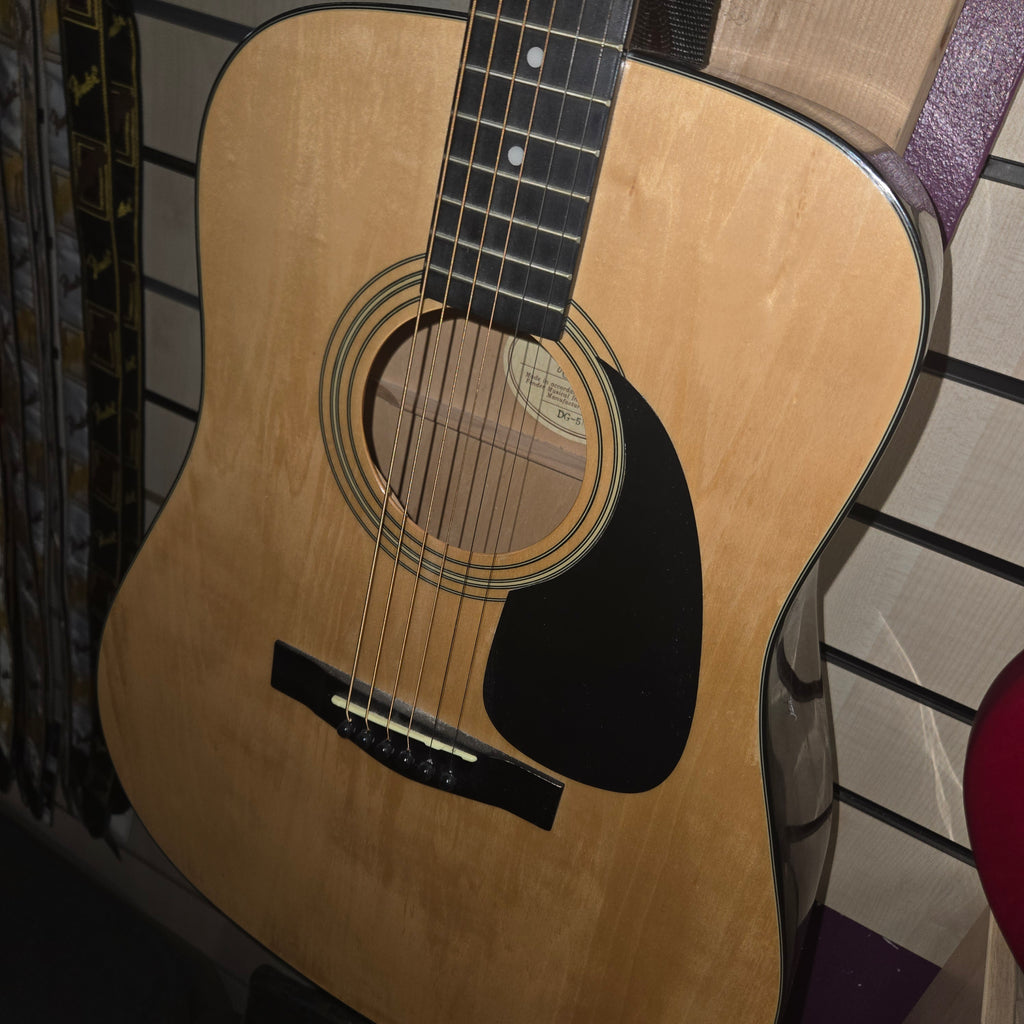 Pre loved Fender DG5 NAT