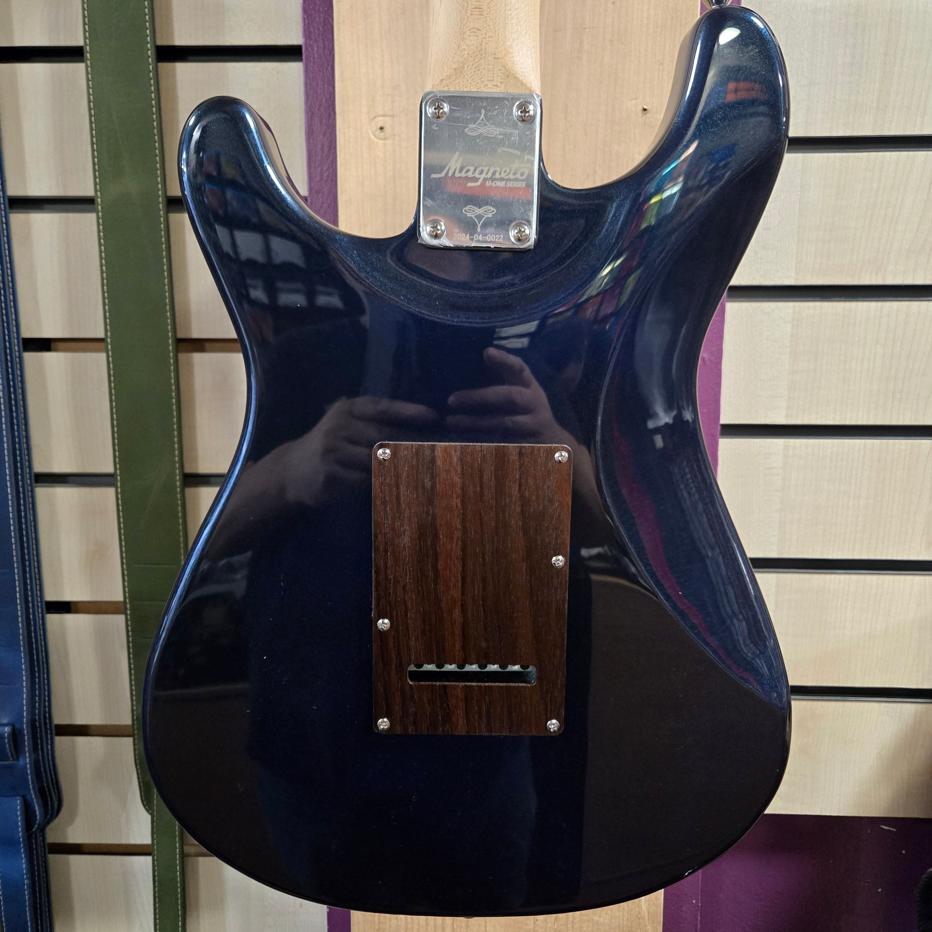 Magneto Sonnet Classic Metallic Blue