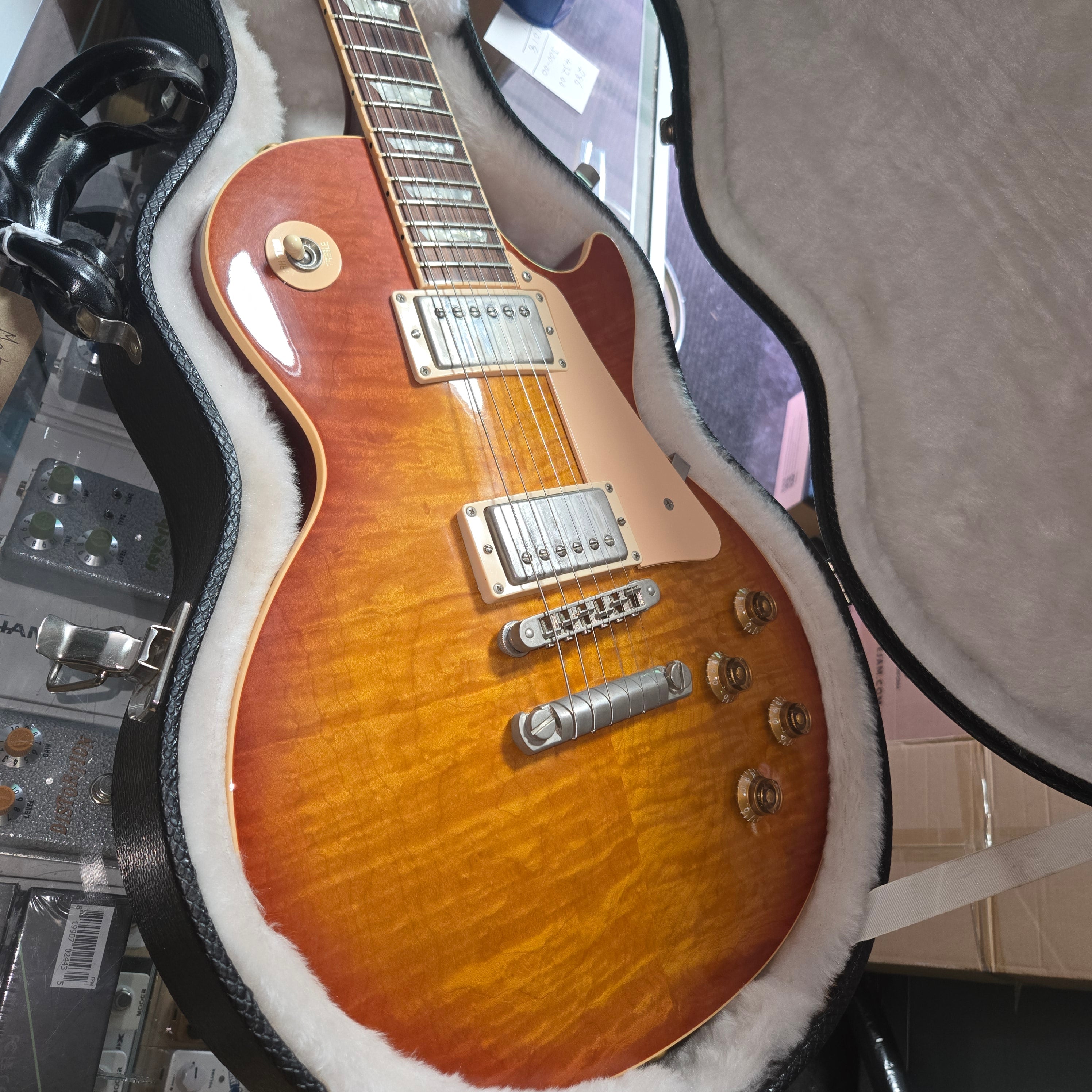 Pre loved Gibson Les Paul Standard 2002 Honeyburst