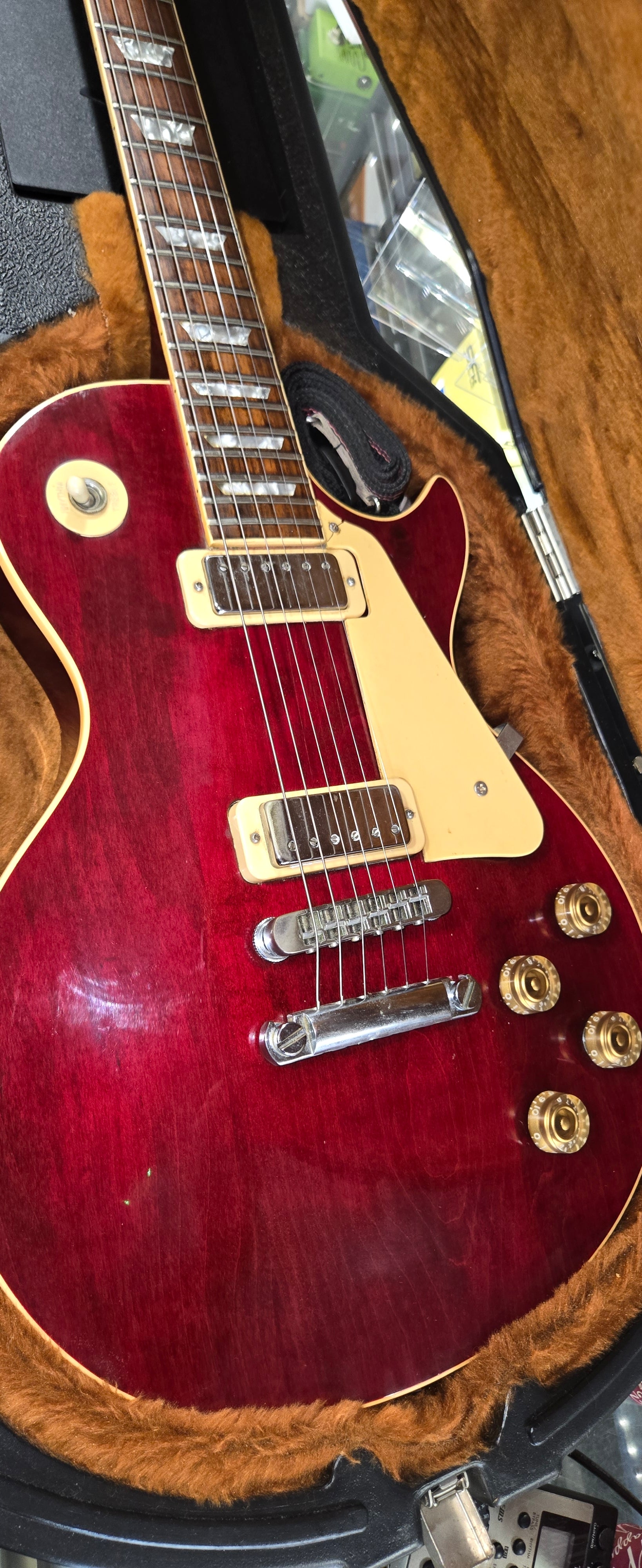 Gibson Les Paul Deluxe 1982 Pre Loved