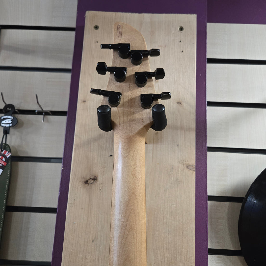 Pre loved Yamaha RGX121Z
