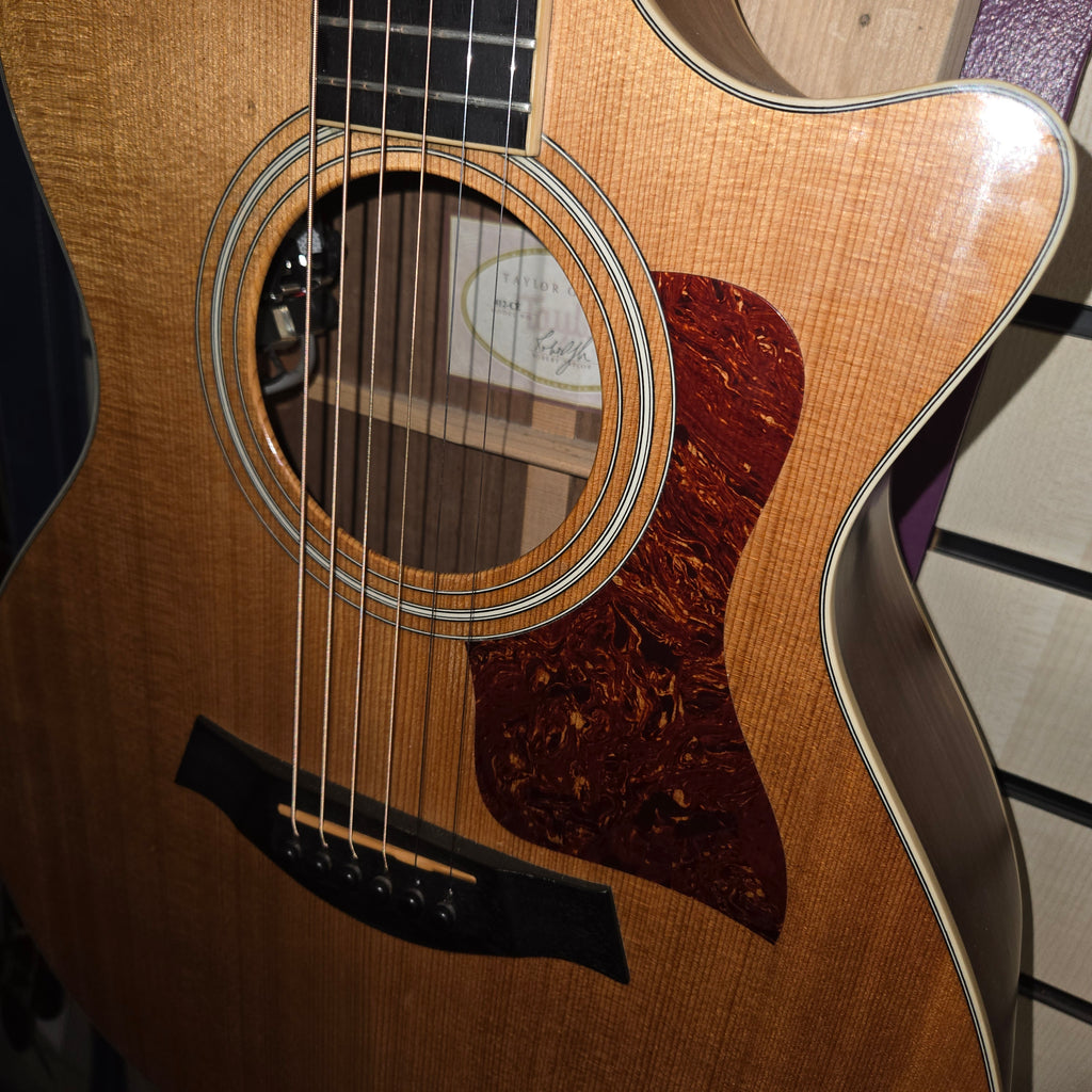 Pre loved Taylor 412-CE