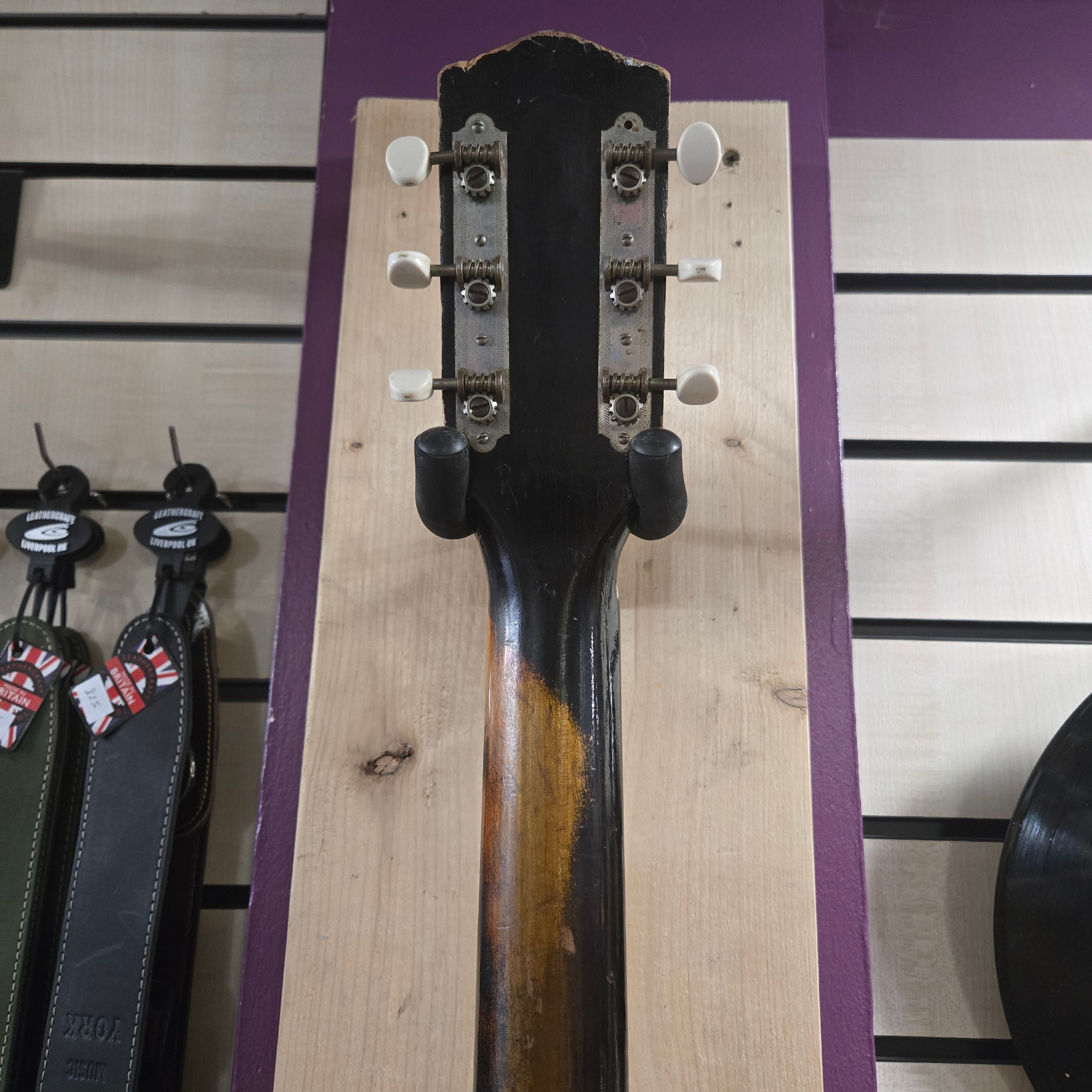 Silvertone 1421 Pre Loved