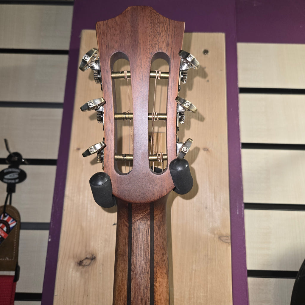 Bromo BAR6H Parlour Guitar All Solid