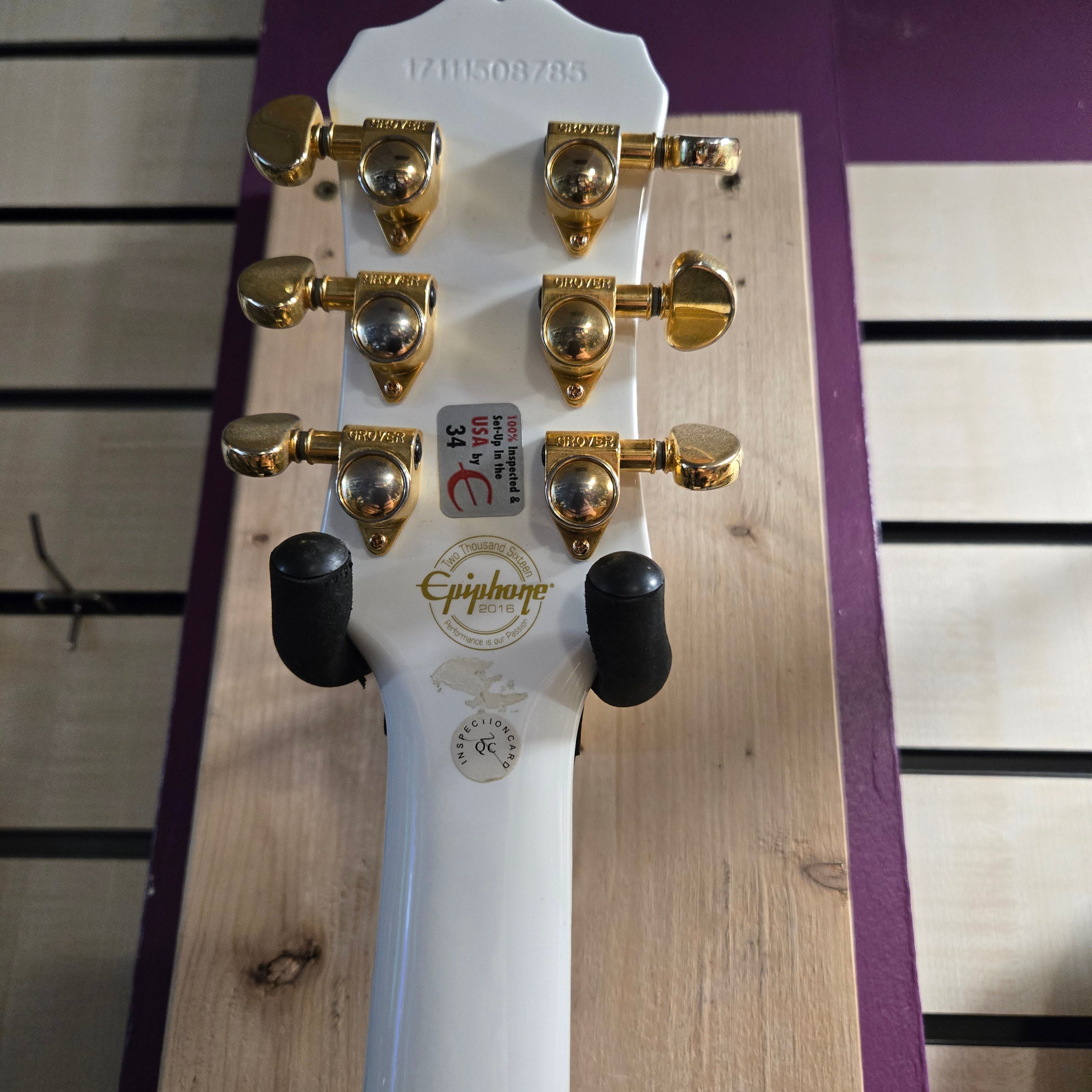 Pre loved Epiphone Les Paul Custom.  AW 2017