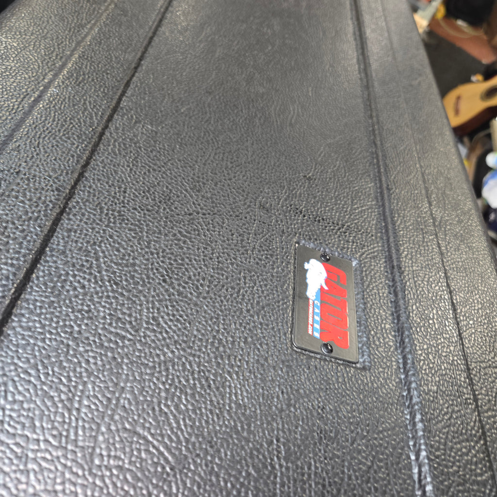 Pre loved Fender Telecaster MIM 2007