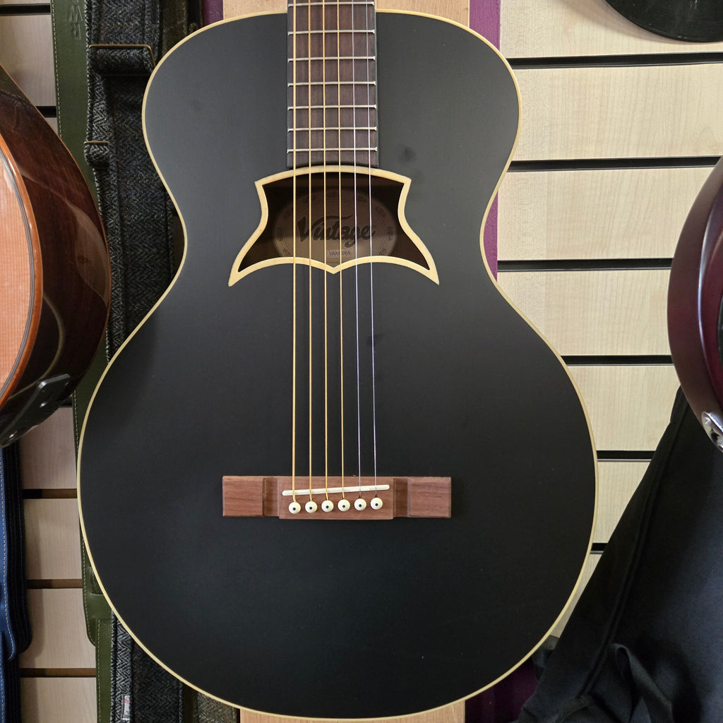 Vintage VRA900EA The Raven
