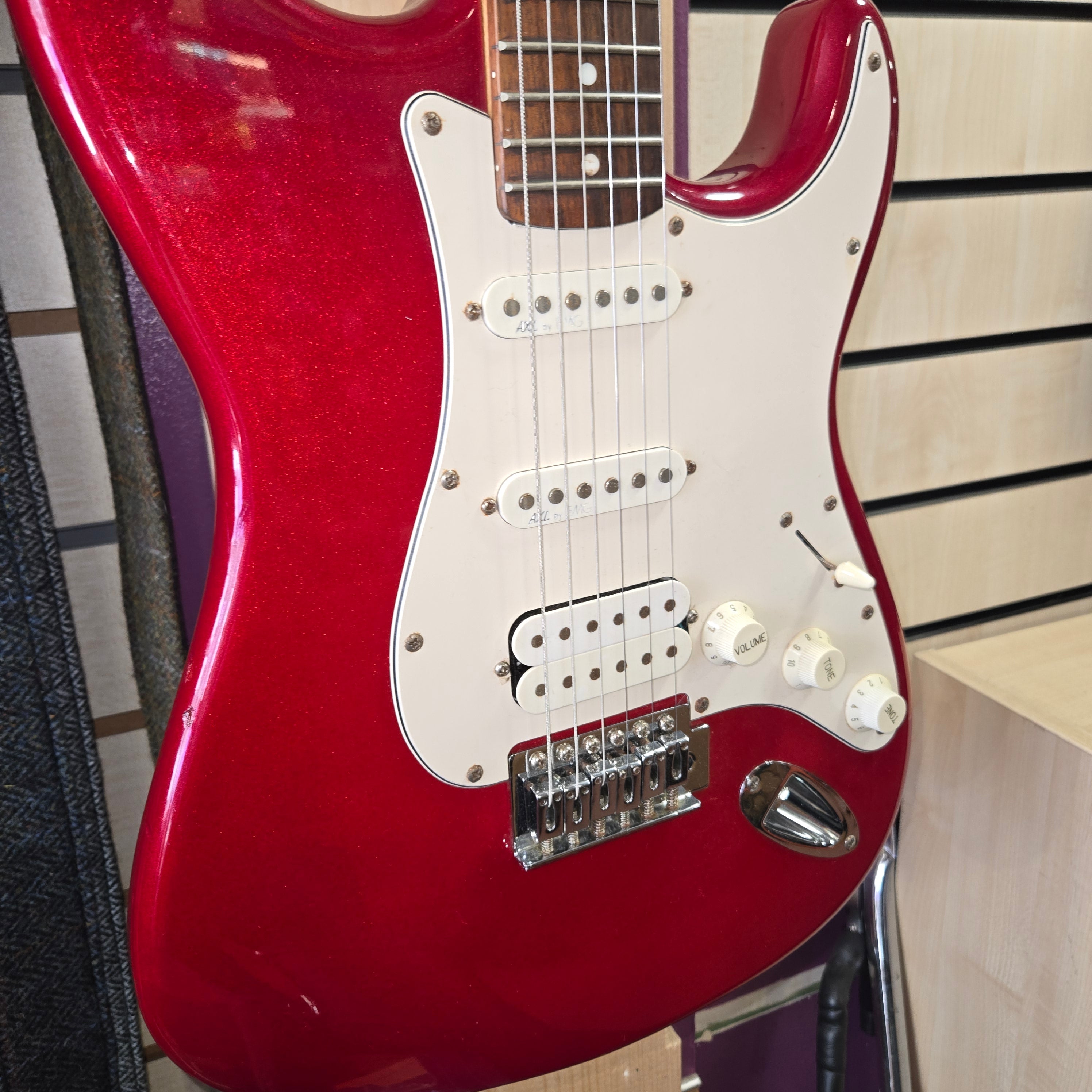 Pre loved AXL Player Deluxe