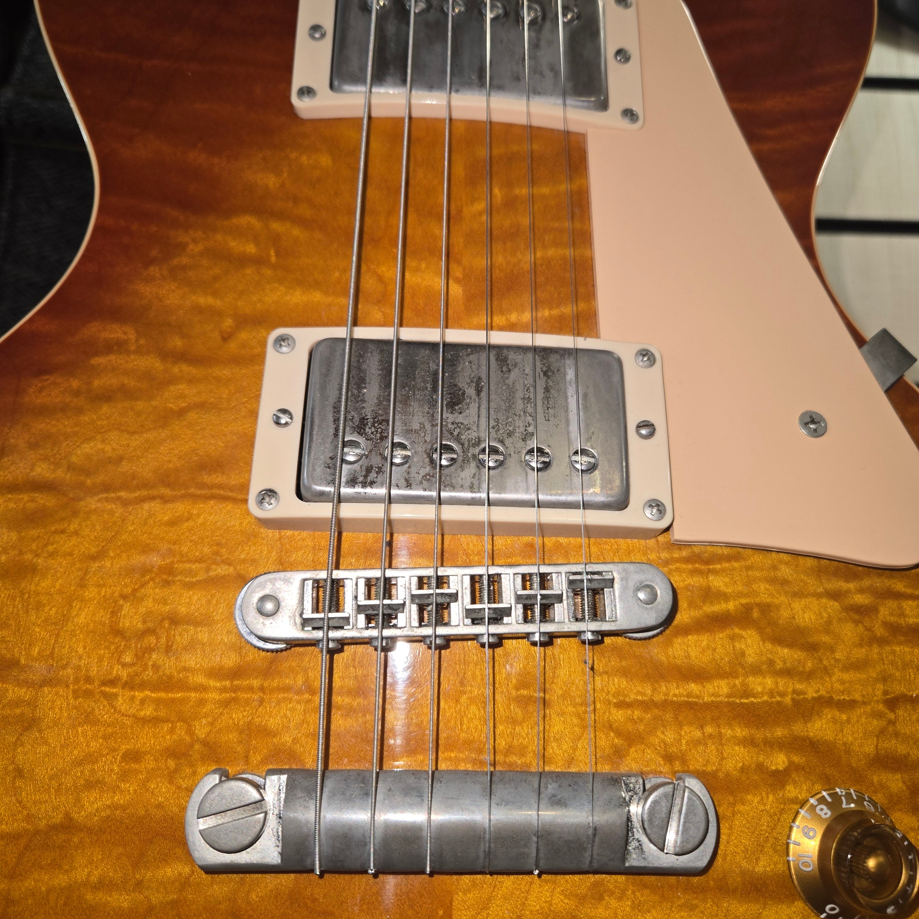 Pre loved Gibson Les Paul Standard 2002 Honeyburst