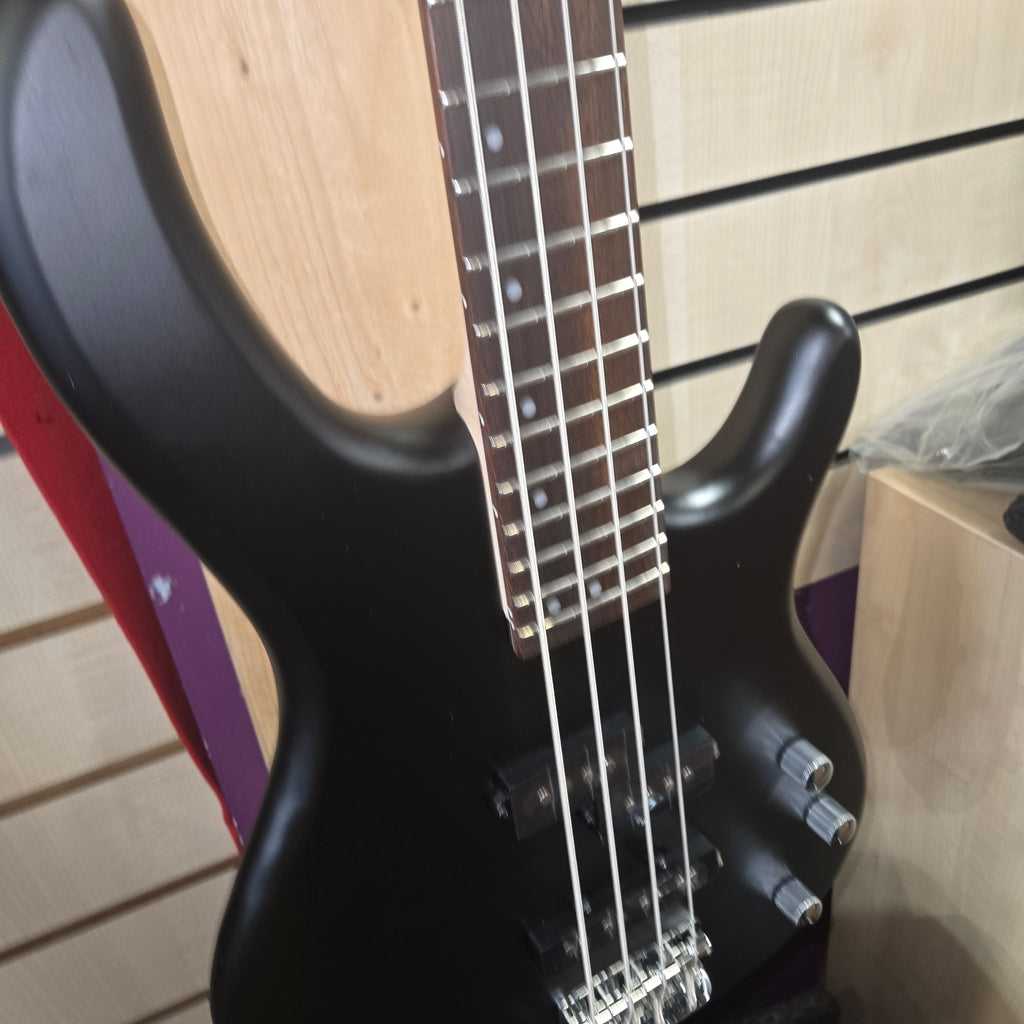 Cort Action PJ OPB