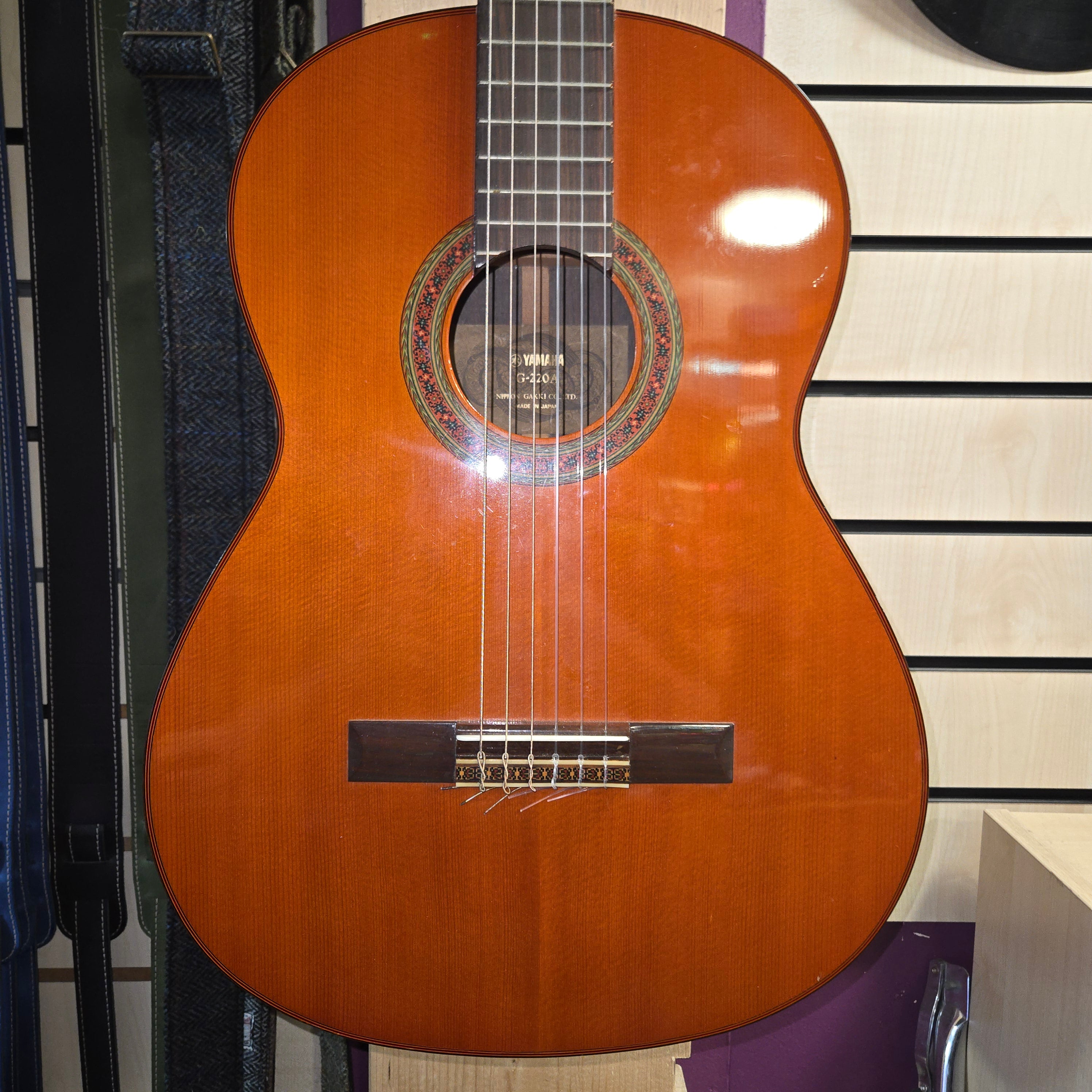 Pre loved Yamaha 220A
