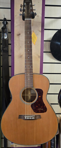 Pre loved Walden G570