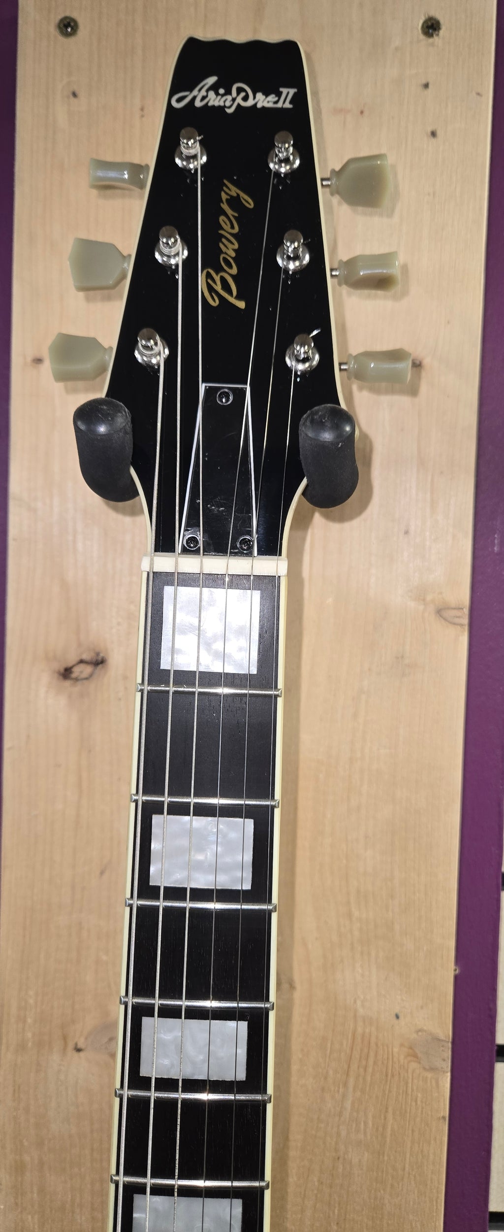 Aria Bowrey 212 MK2 BK