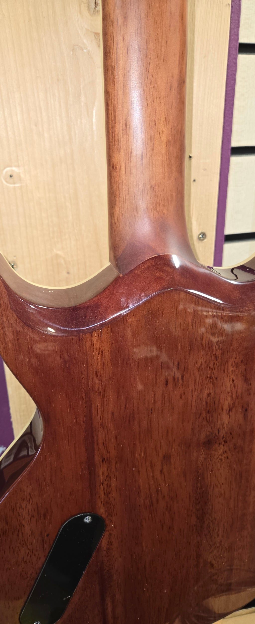 Aria Bowrey 212 MK2 BK