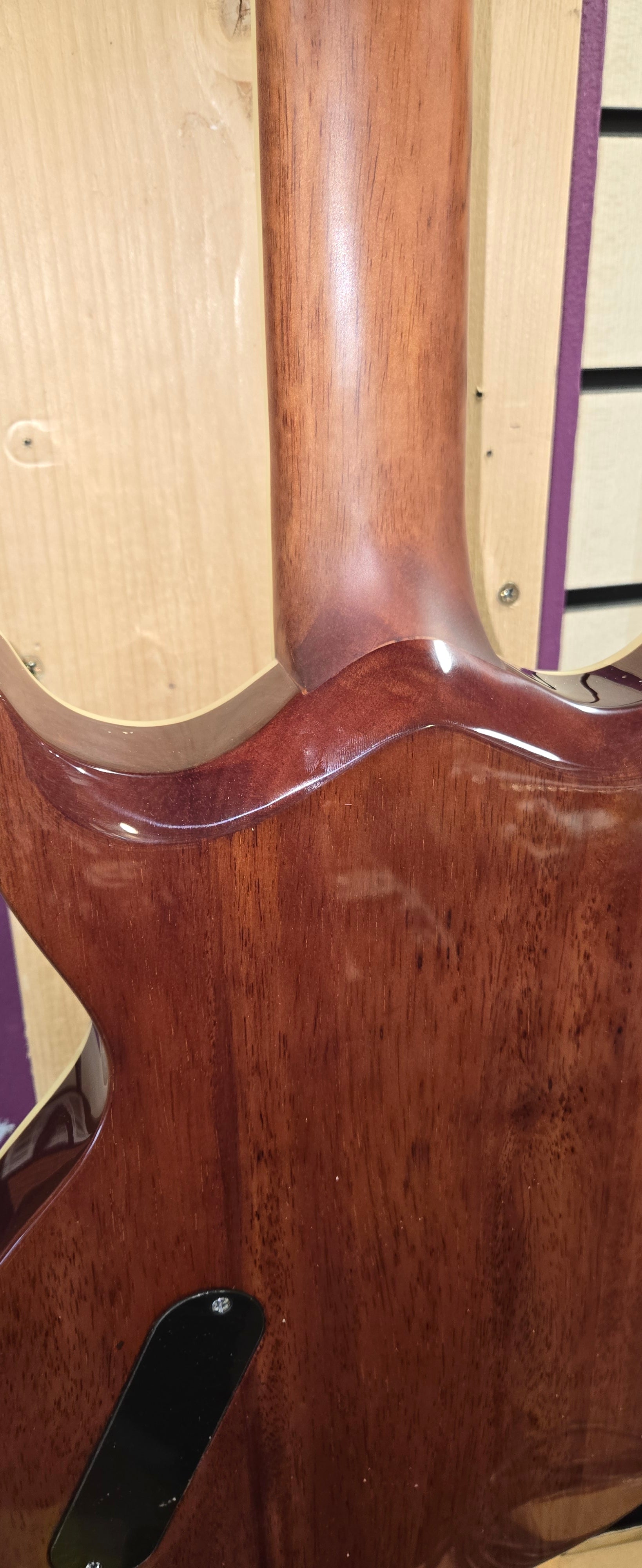 Aria Bowrey 212 MK2 BK