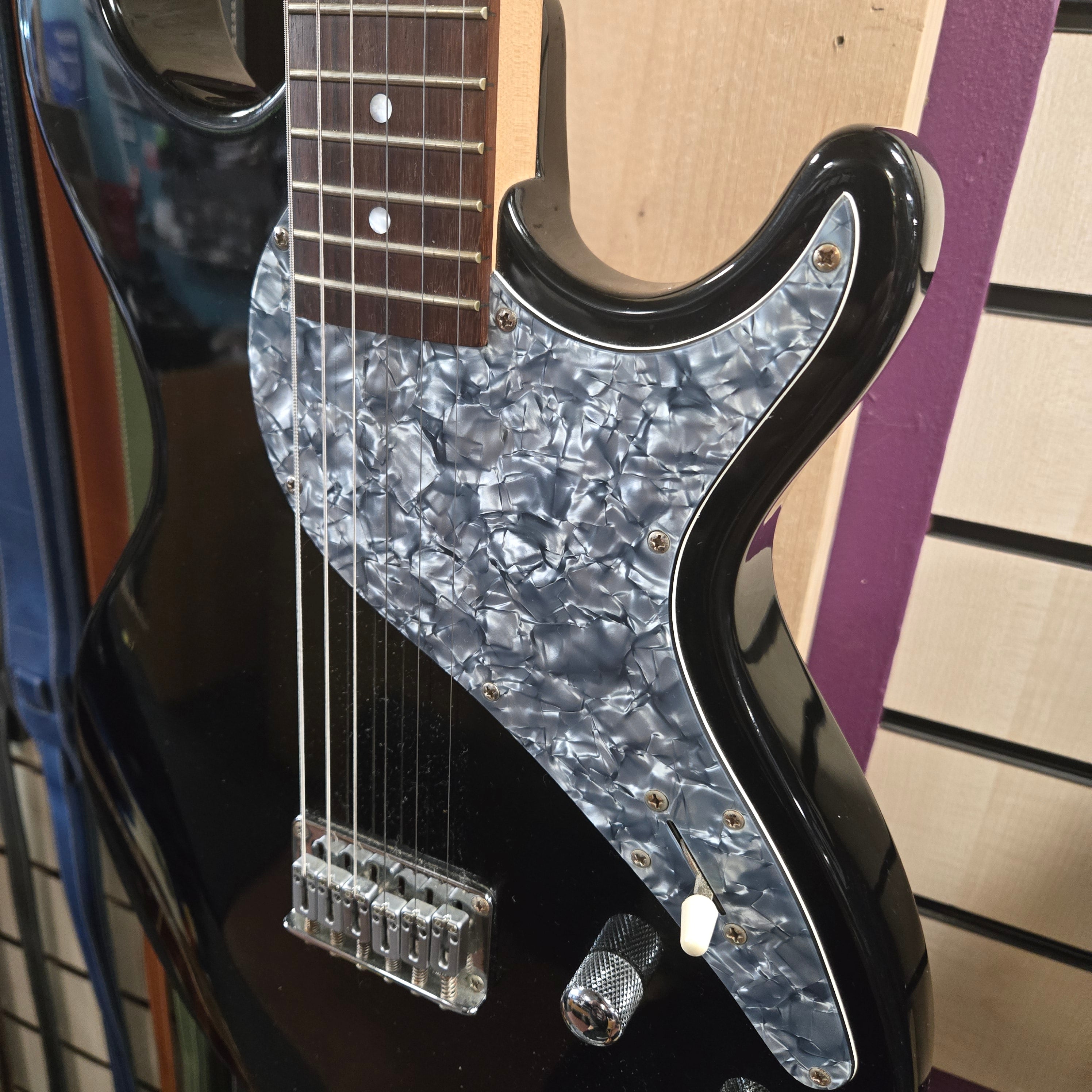 Line 6 Variaxe Pre loved