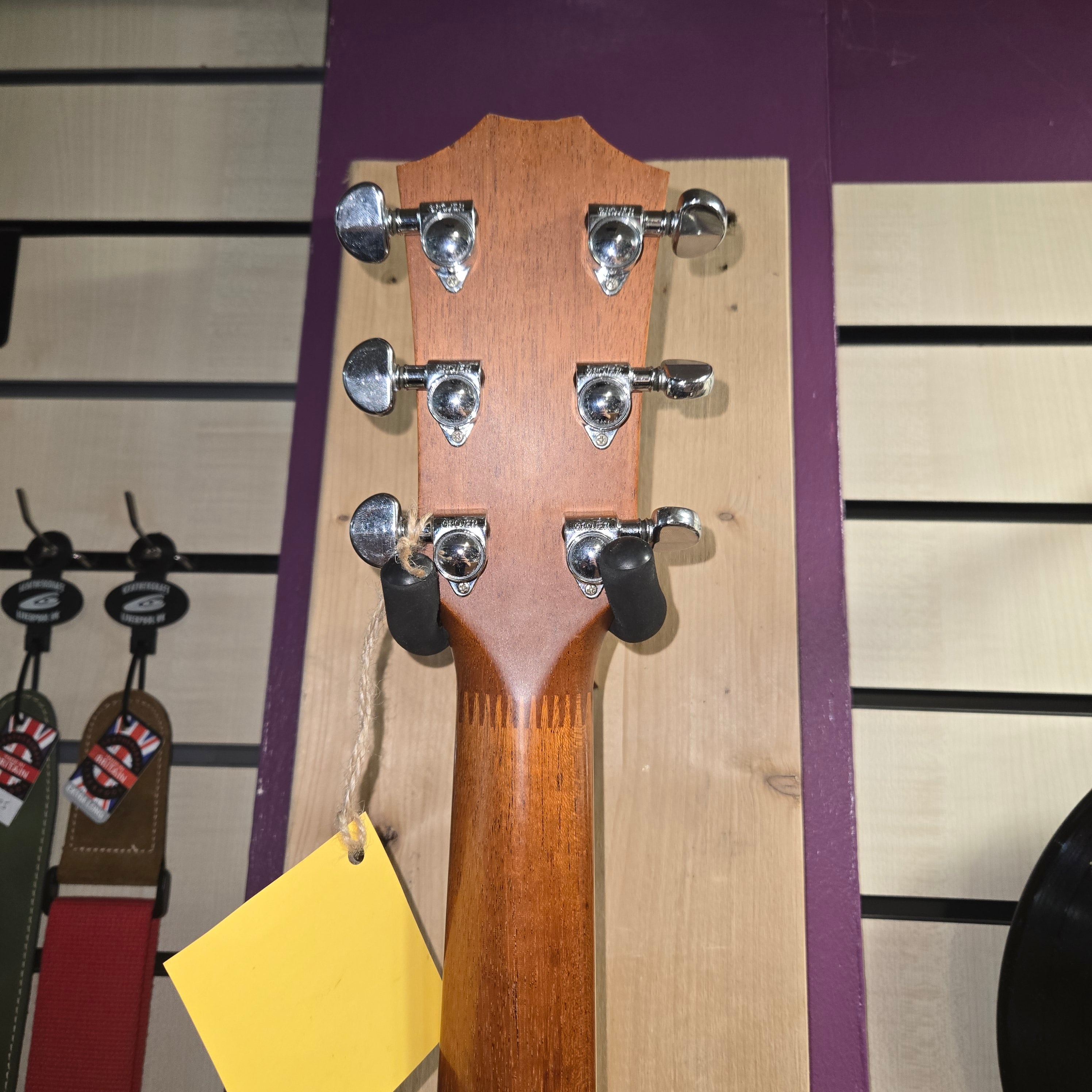 Pre loved Taylor 412-CE