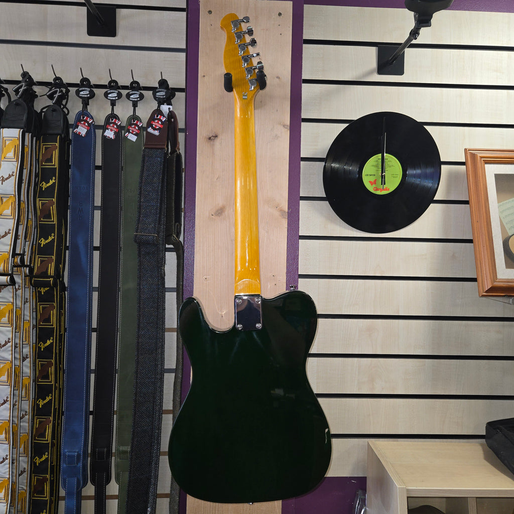 Pre loved Leo Jaymes guitar