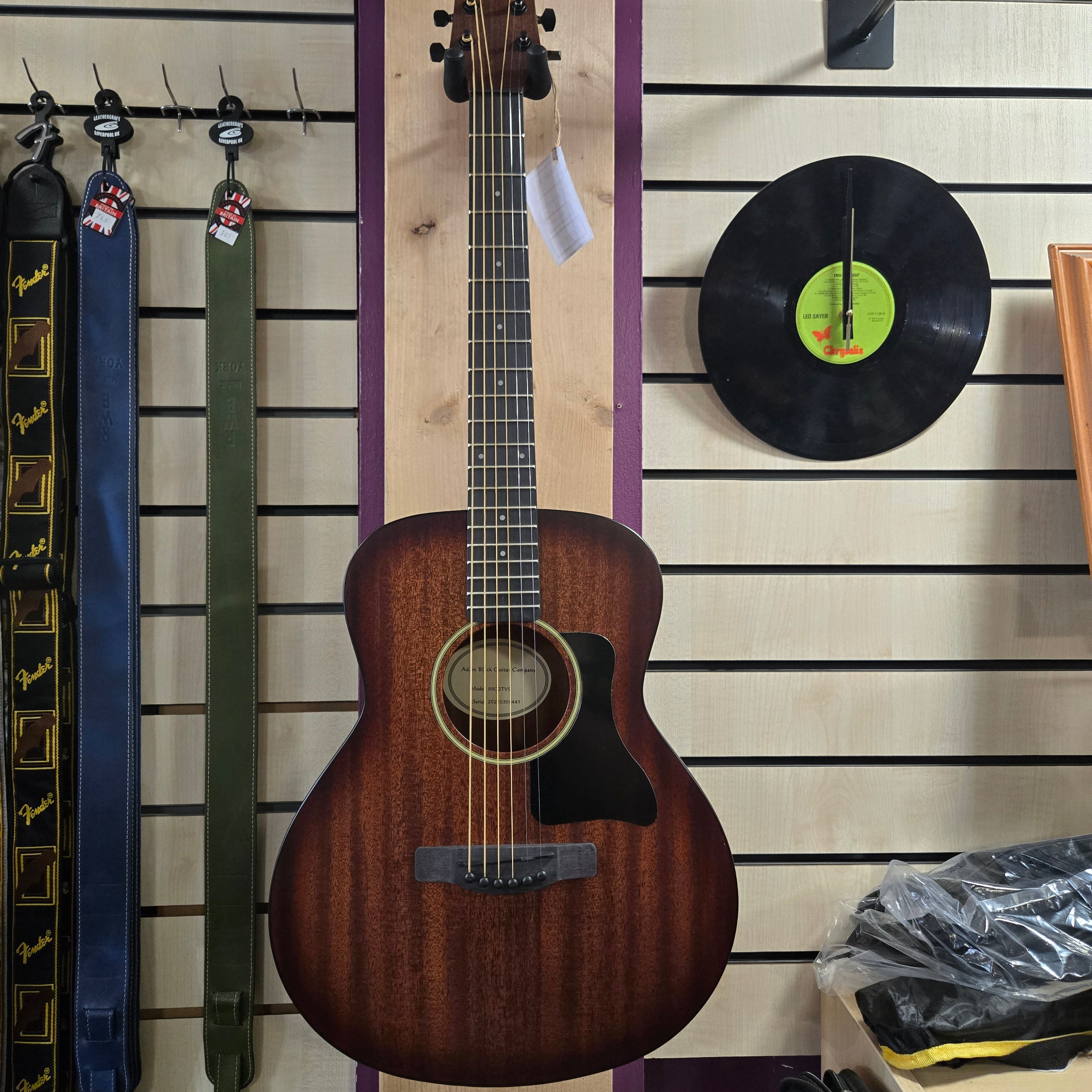 Adam Black travel guitar 02T VSB
