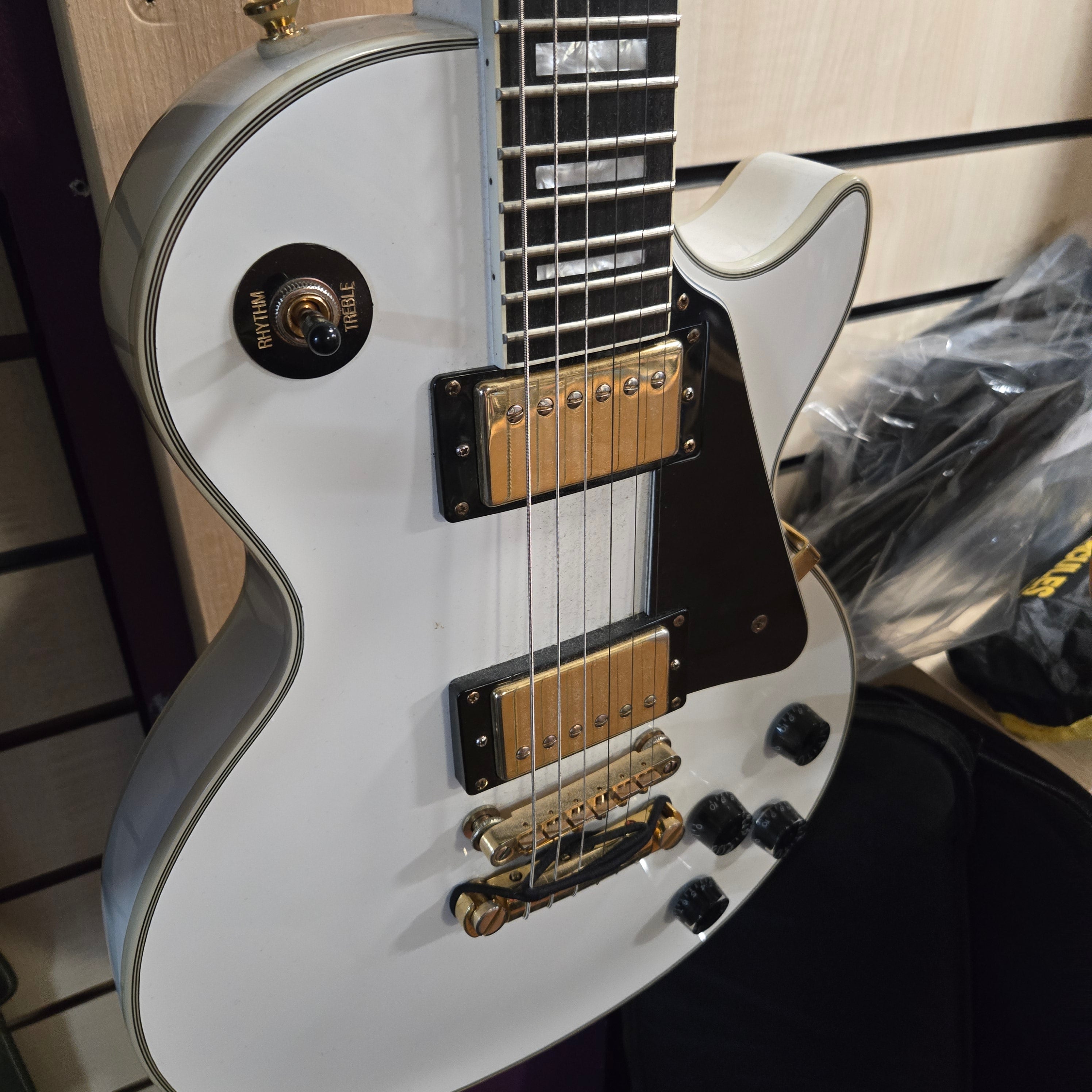 Pre loved Epiphone Les Paul Custom.  AW 2017