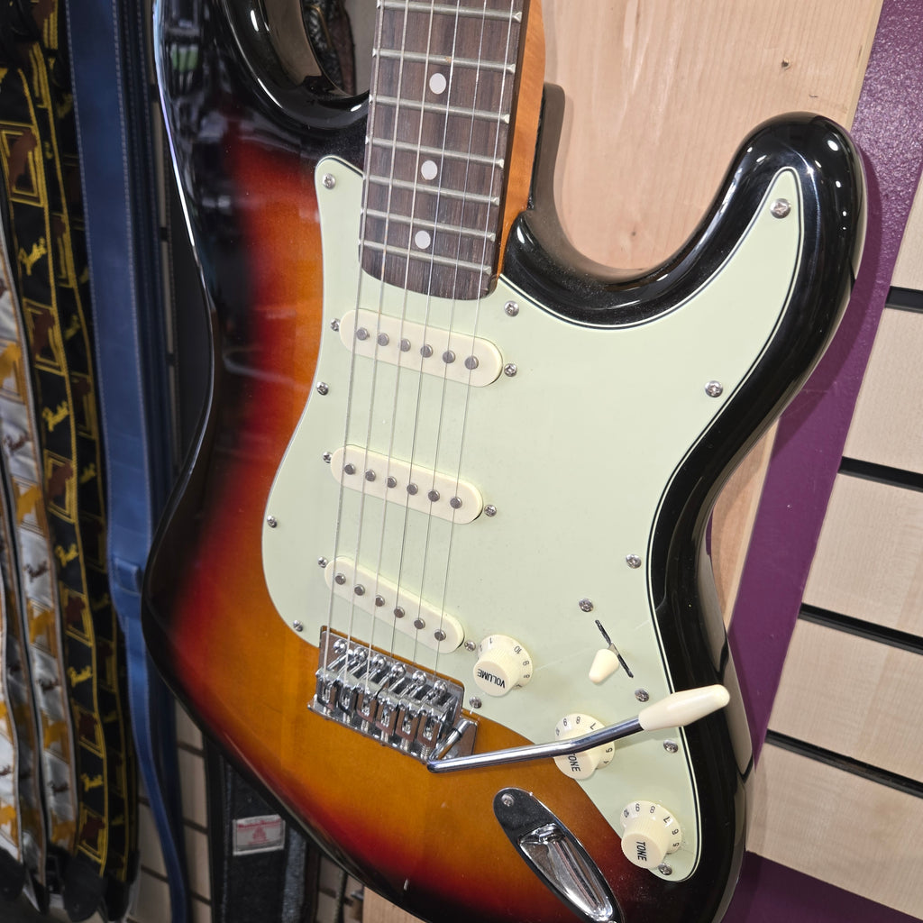 Pre loved SX Strat Style