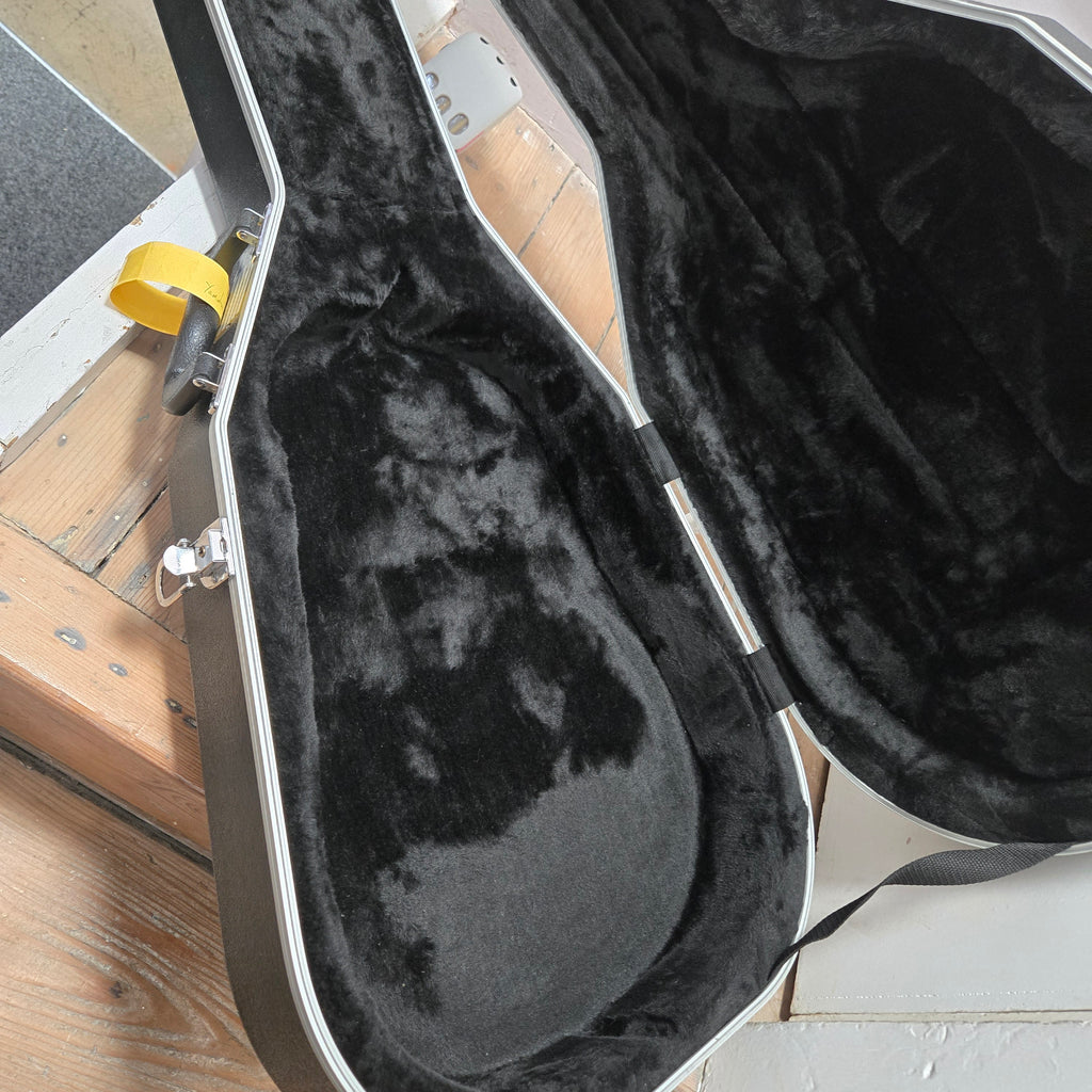 Pre loved Yamaha  APX500iii