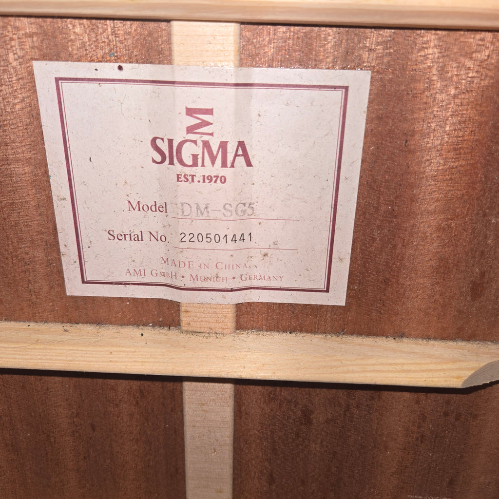 Pre loved Sigma DM SG5