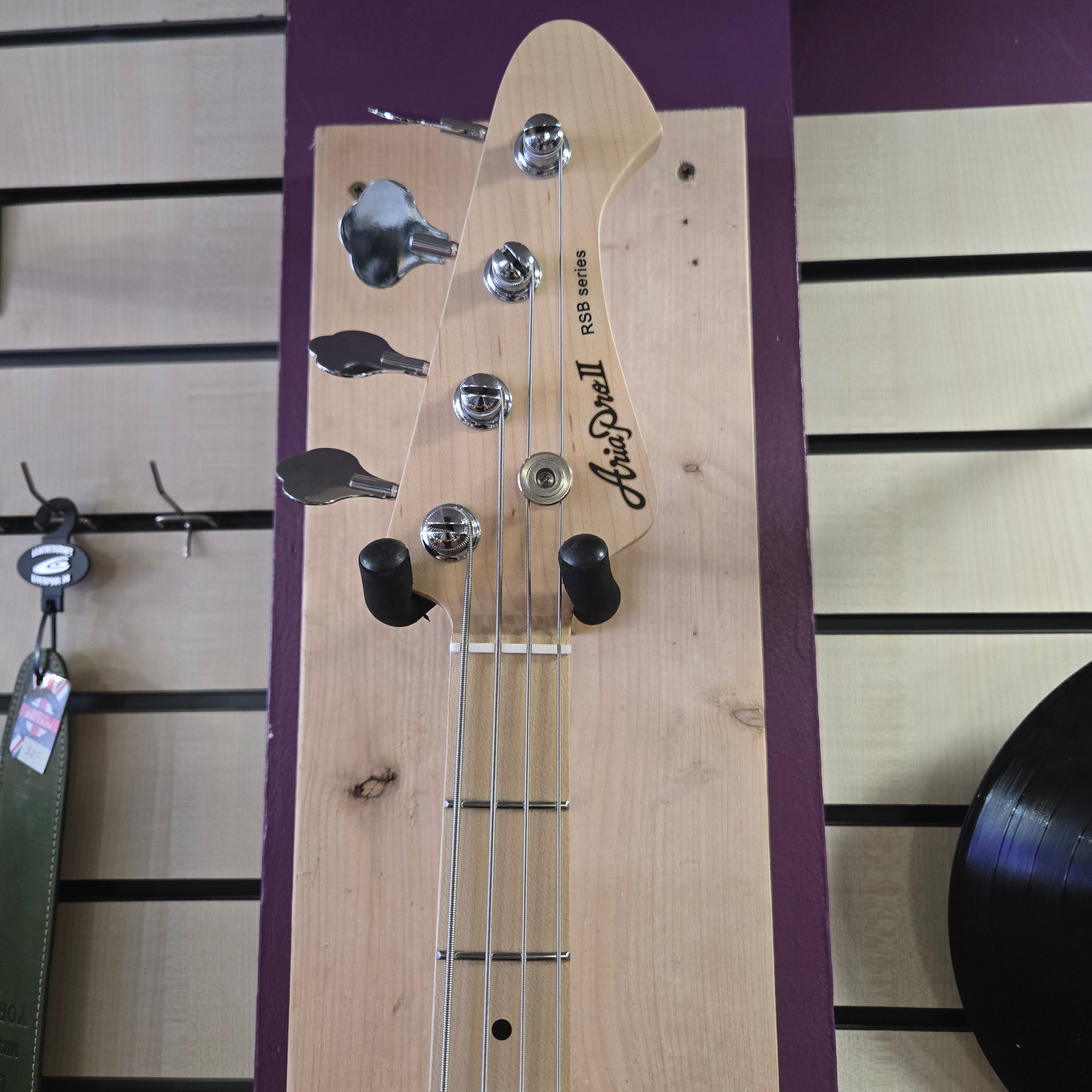 Aria Pro ii RSB 618/4 WH