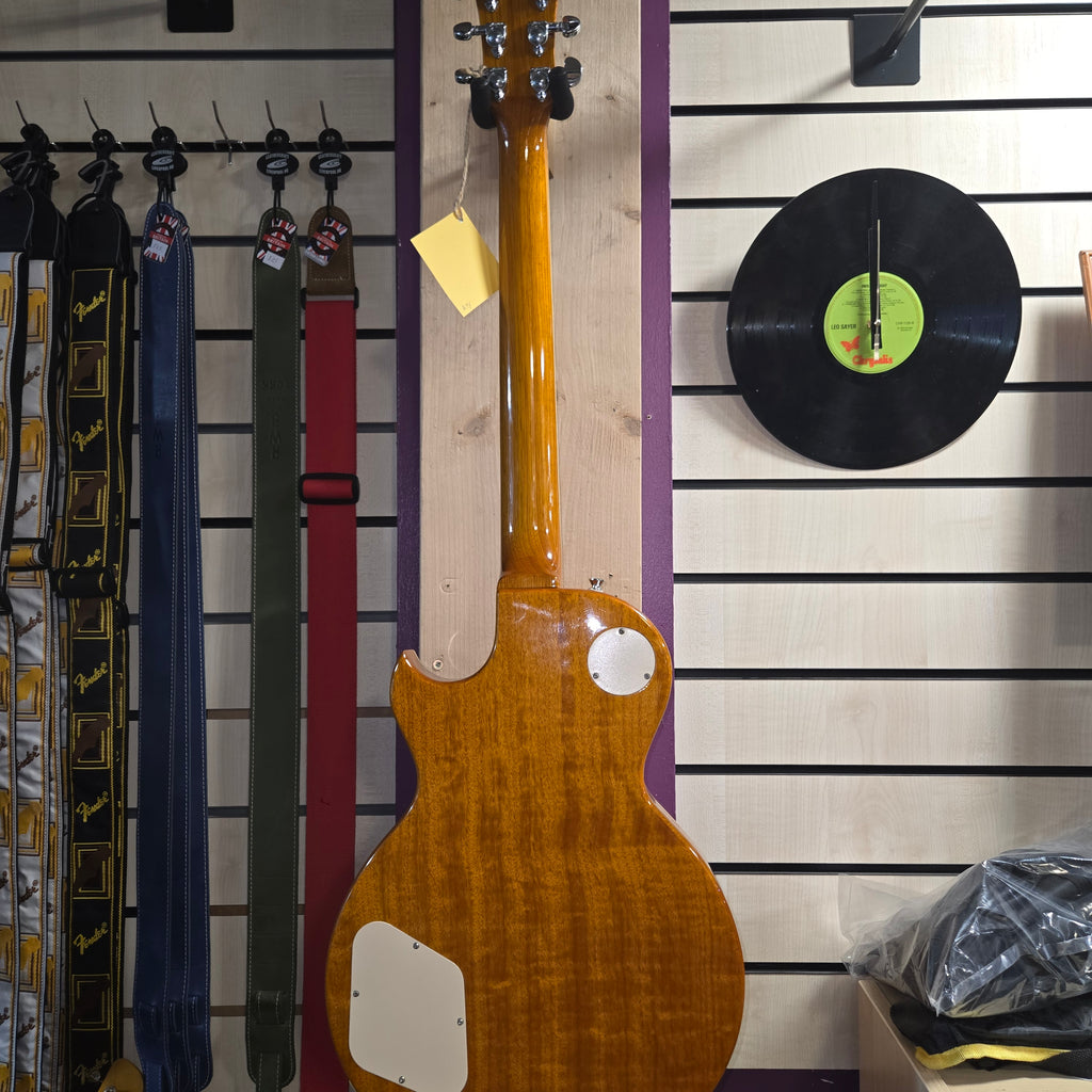Pre loved Rally LP Style guitar.