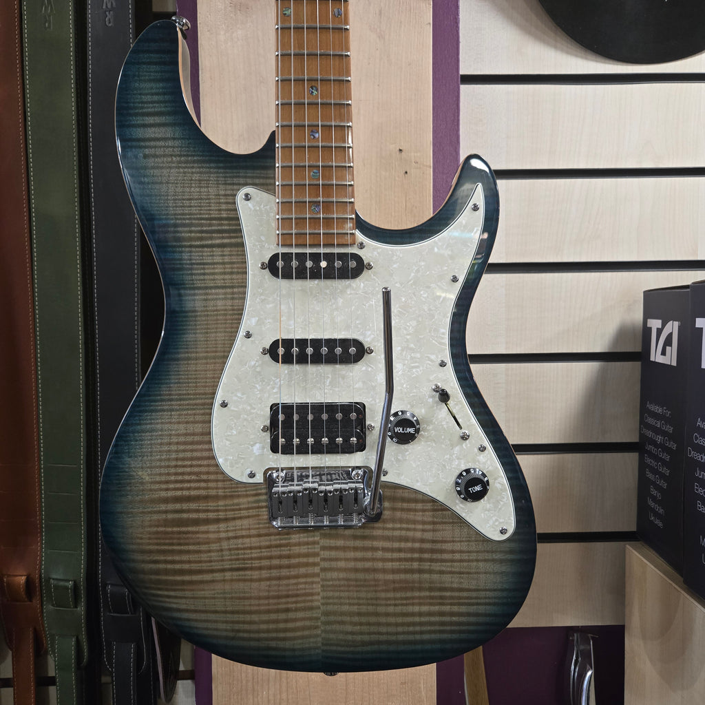 Sire Larry Carlton S7FM Trans Blue Pre loved