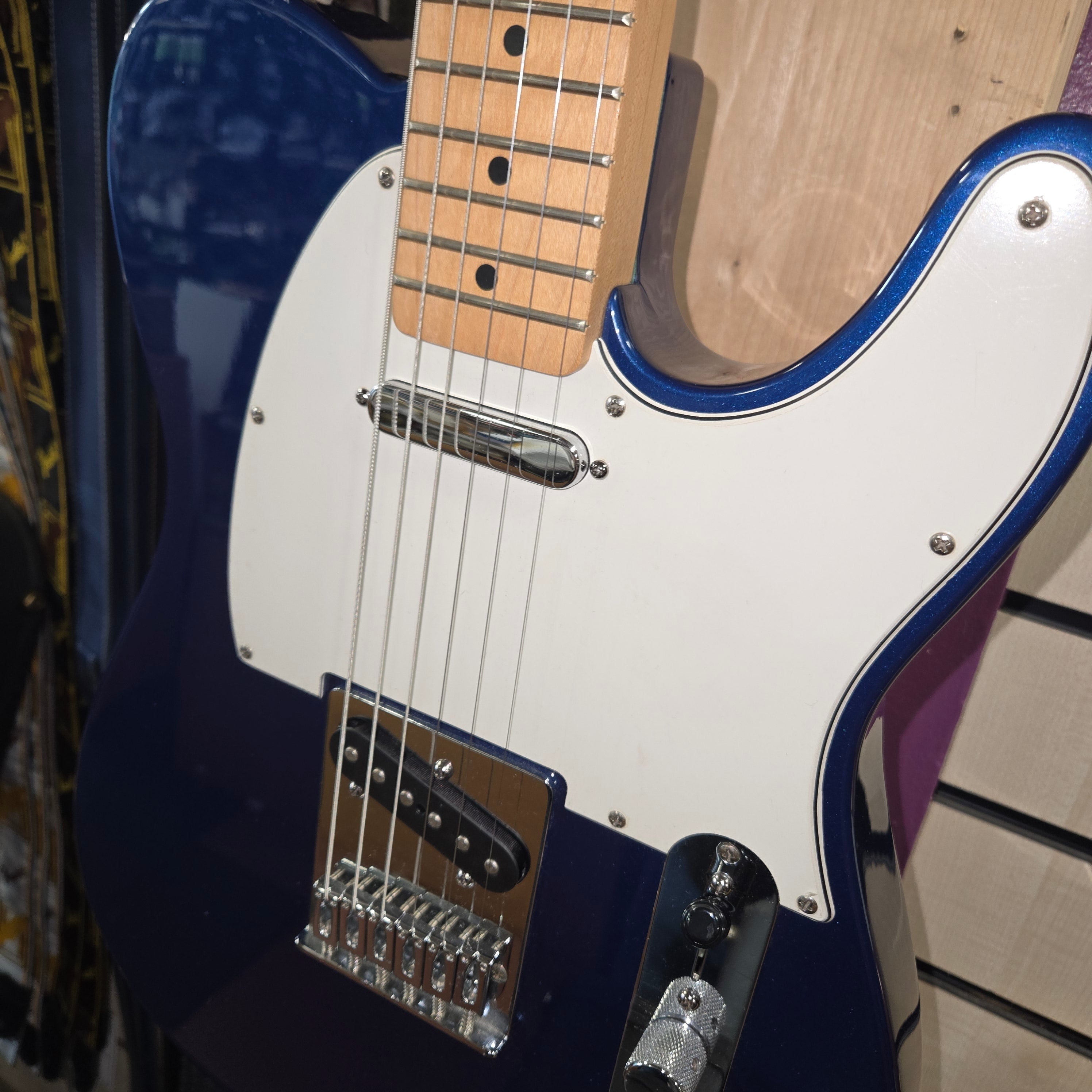Pre loved Fender Telecaster MIM 2007