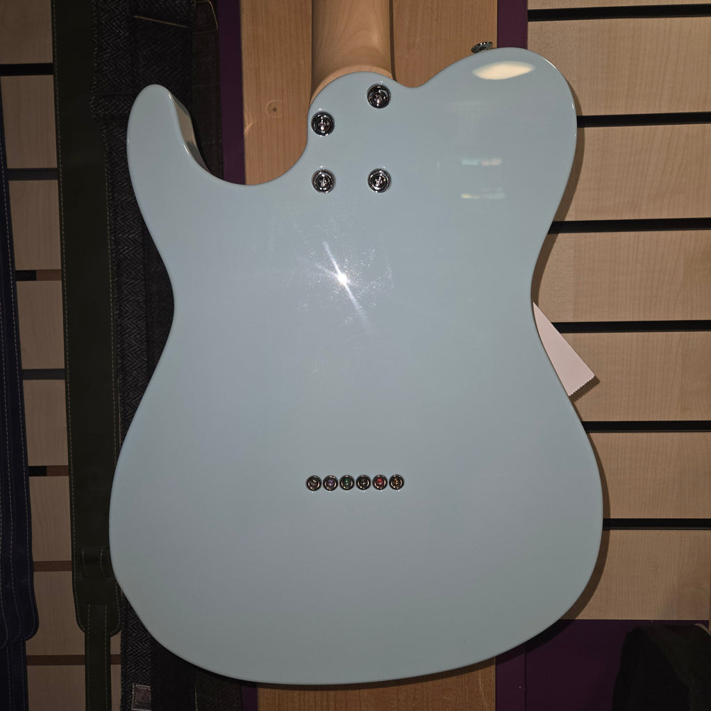 Pre loved Fret king FKV2CLB