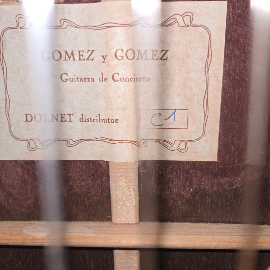Pre loved Gomez y Gomez C1
