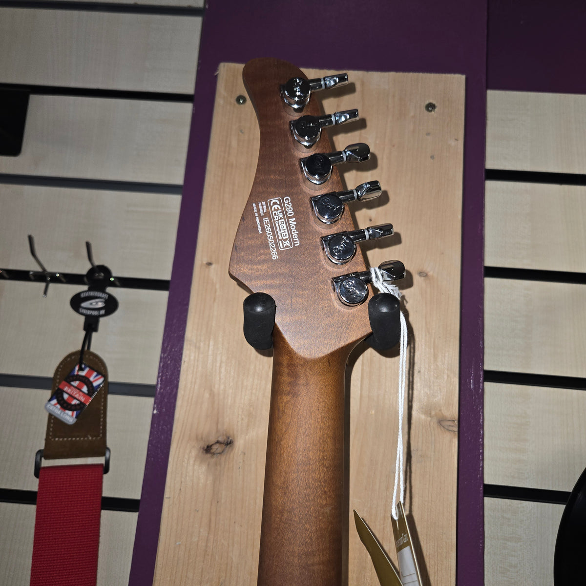 Cort G290 Modern.  Dusty Rose.