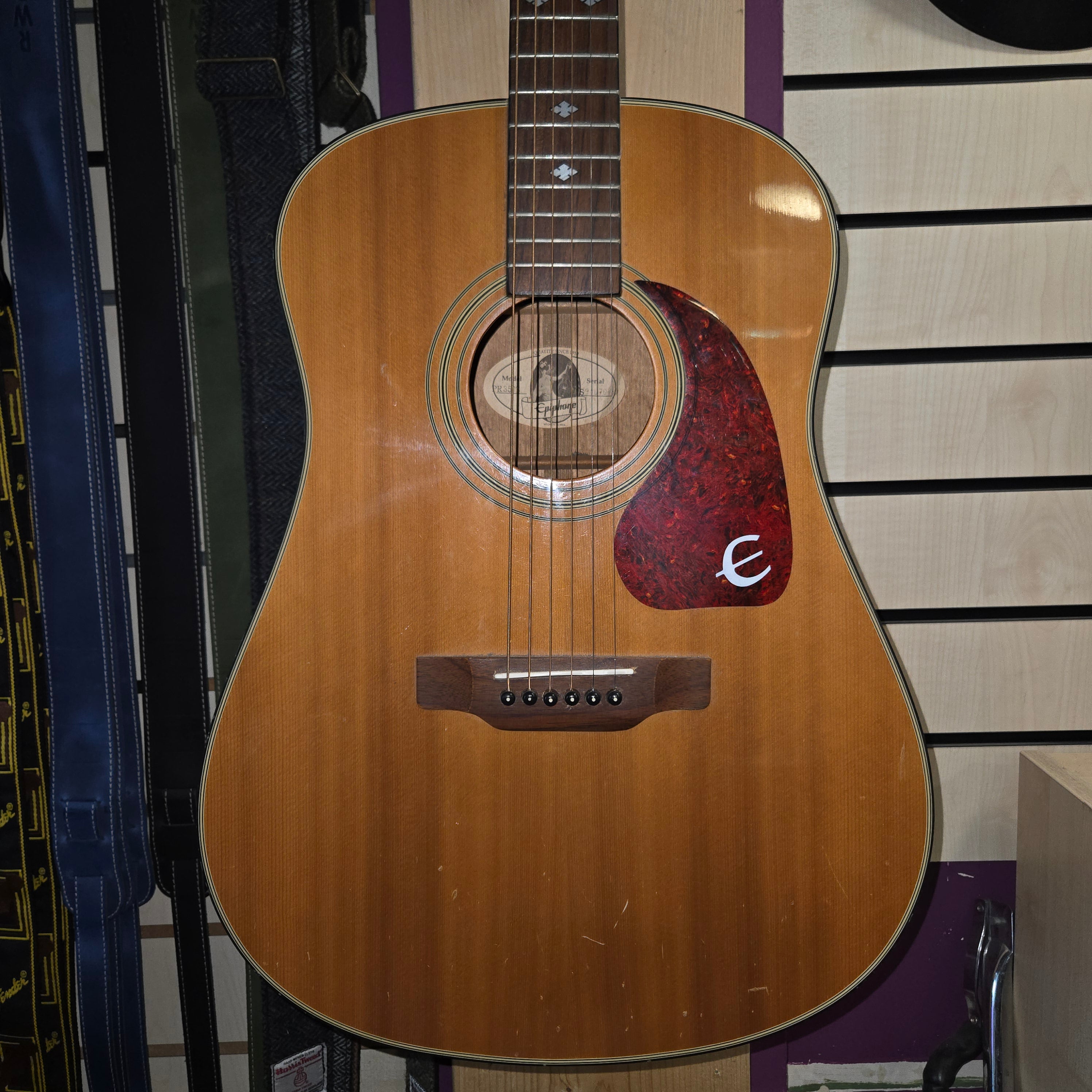 Pre loved Epiphone PR350S