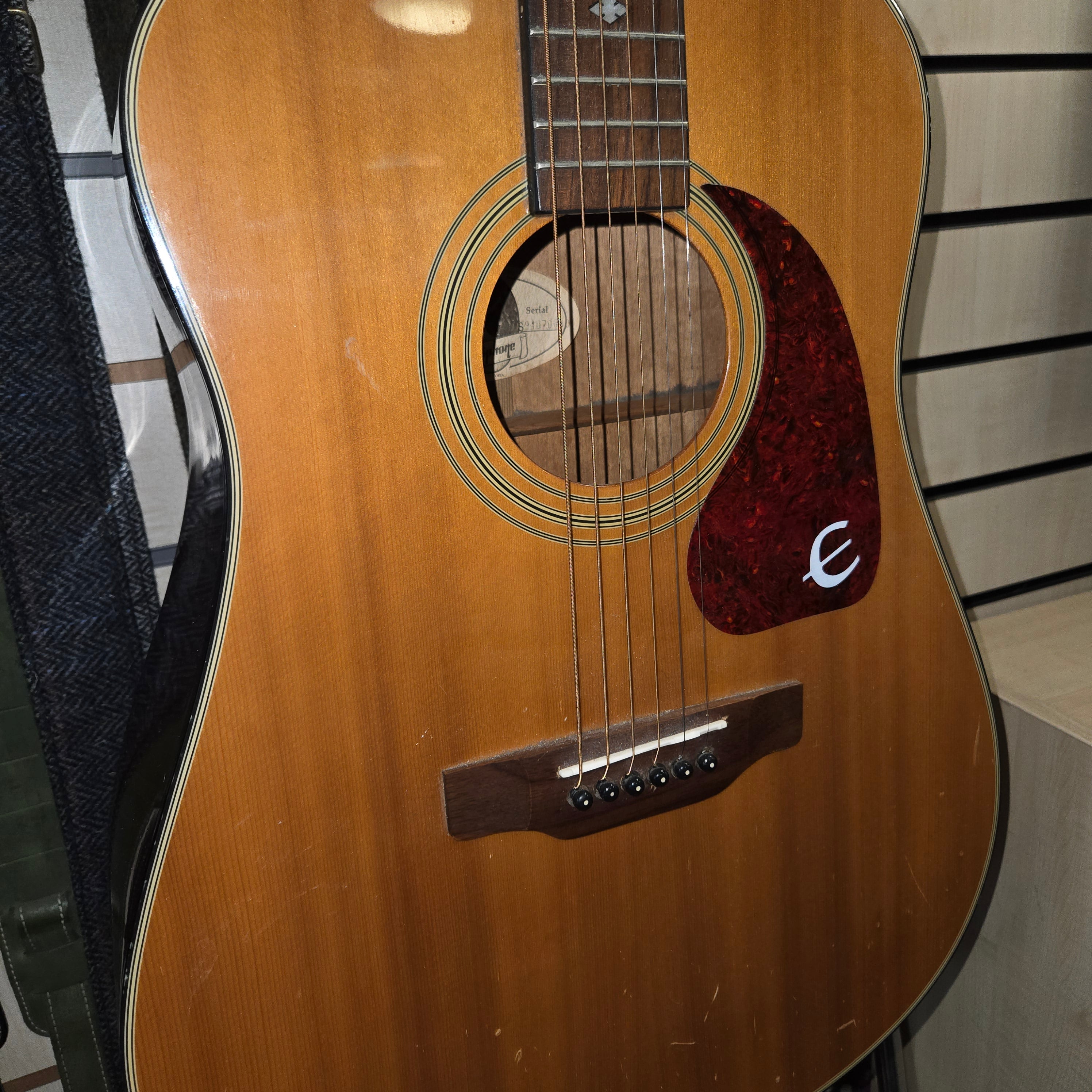 Pre loved Epiphone PR350S