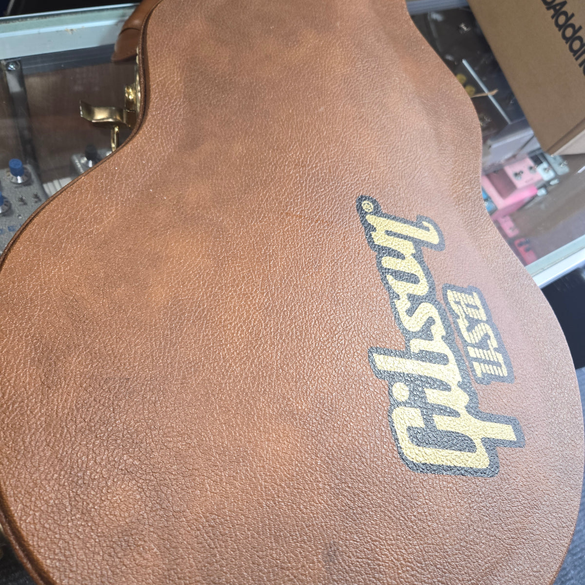 Pre loved Gibson Les Paul Deluxe 2015