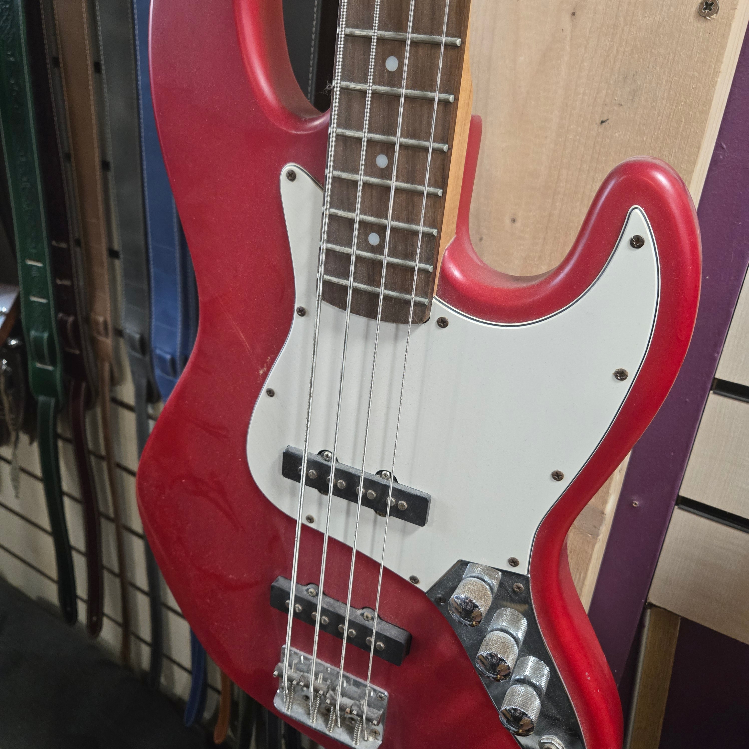 Eastcoast Bass pre loved