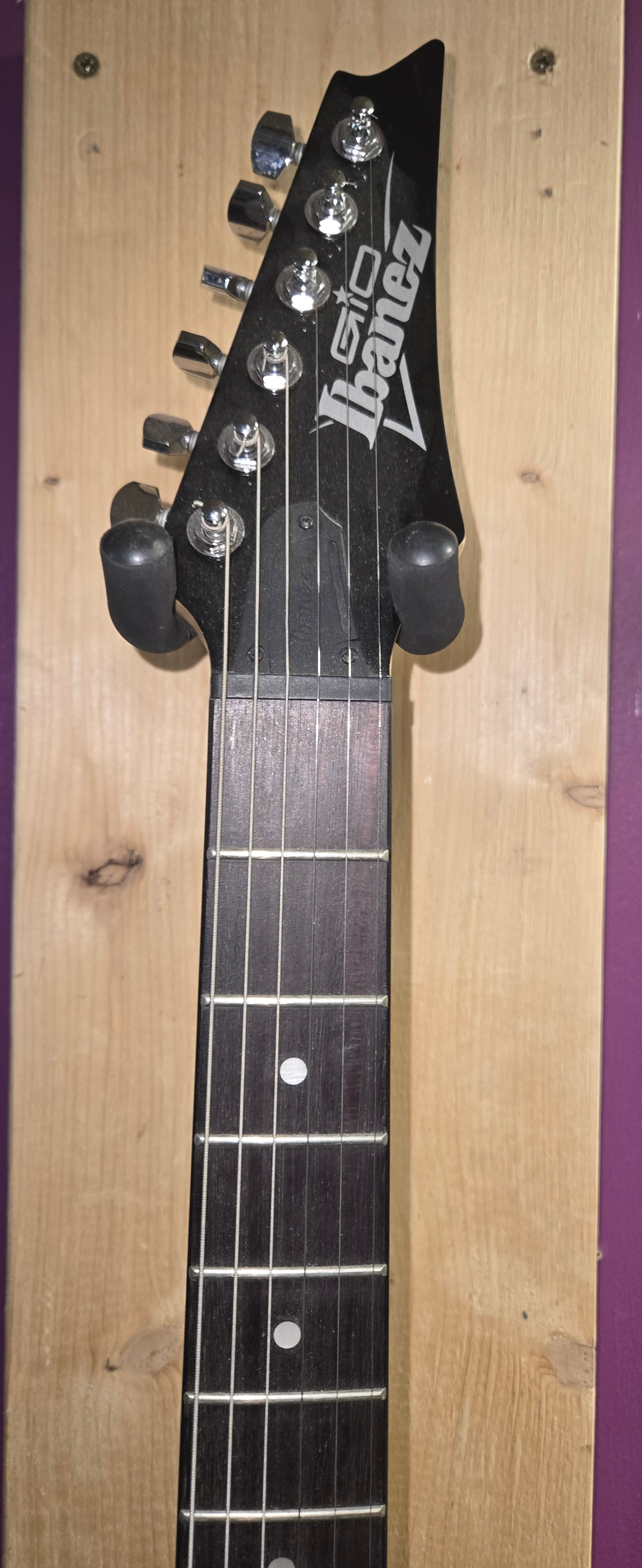 Ibanez Gio Pre Loved