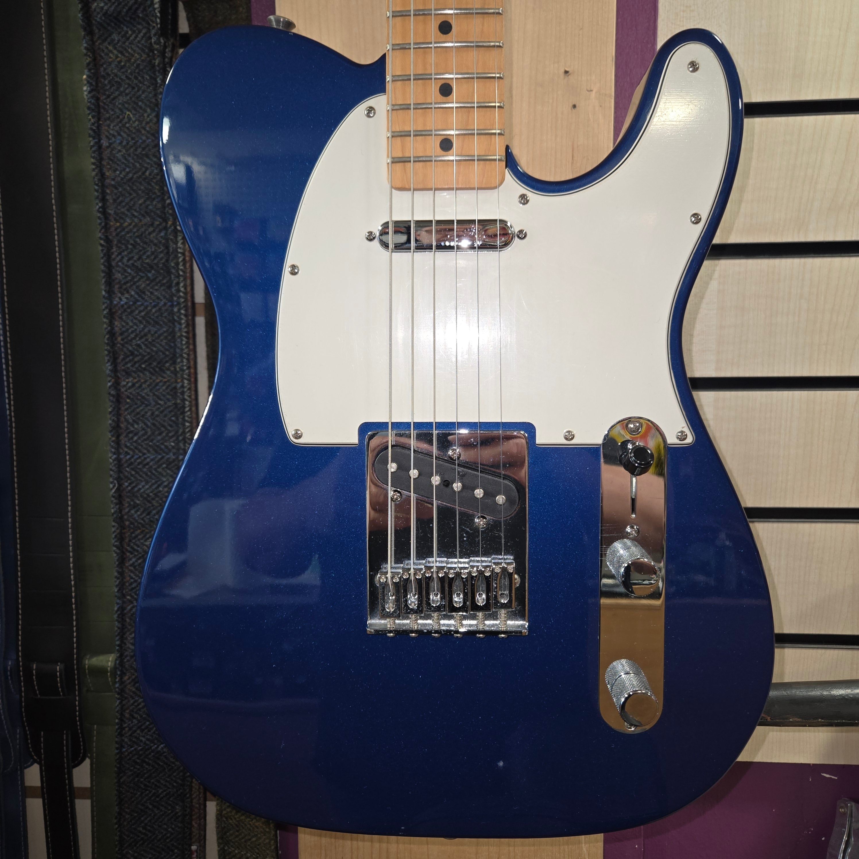 Pre loved Fender Telecaster MIM 2007