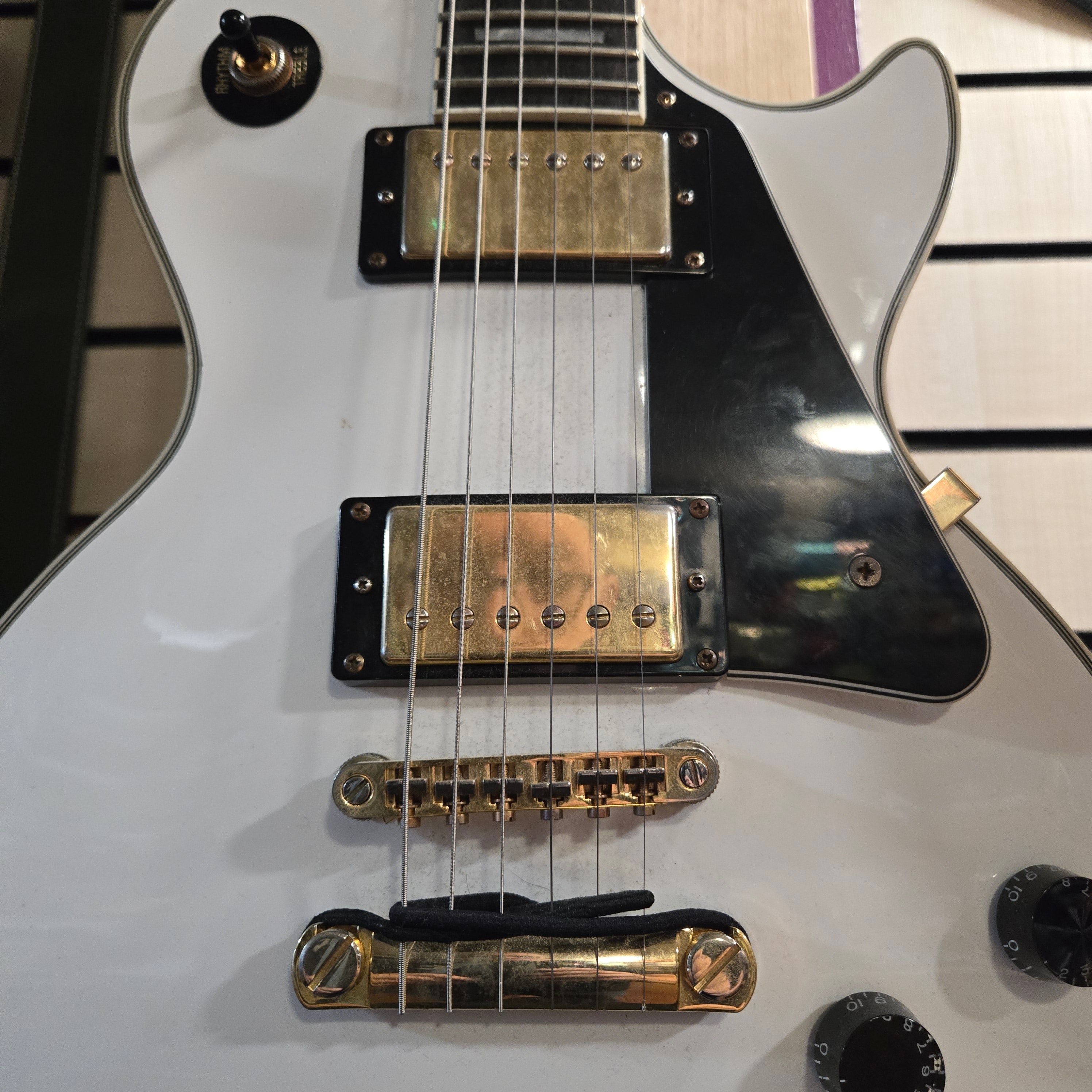 Pre loved Epiphone Les Paul Custom.  AW 2017