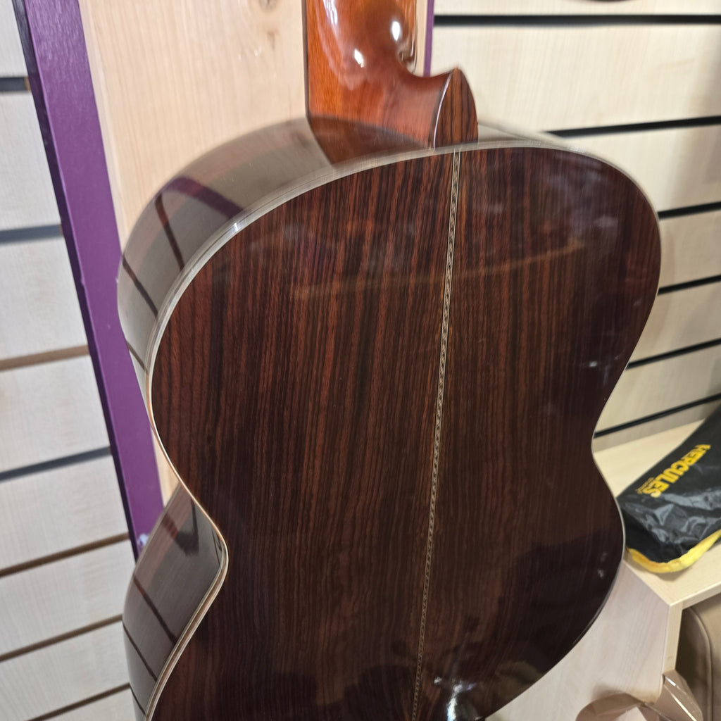 Pre loved Gomez y Gomez C1