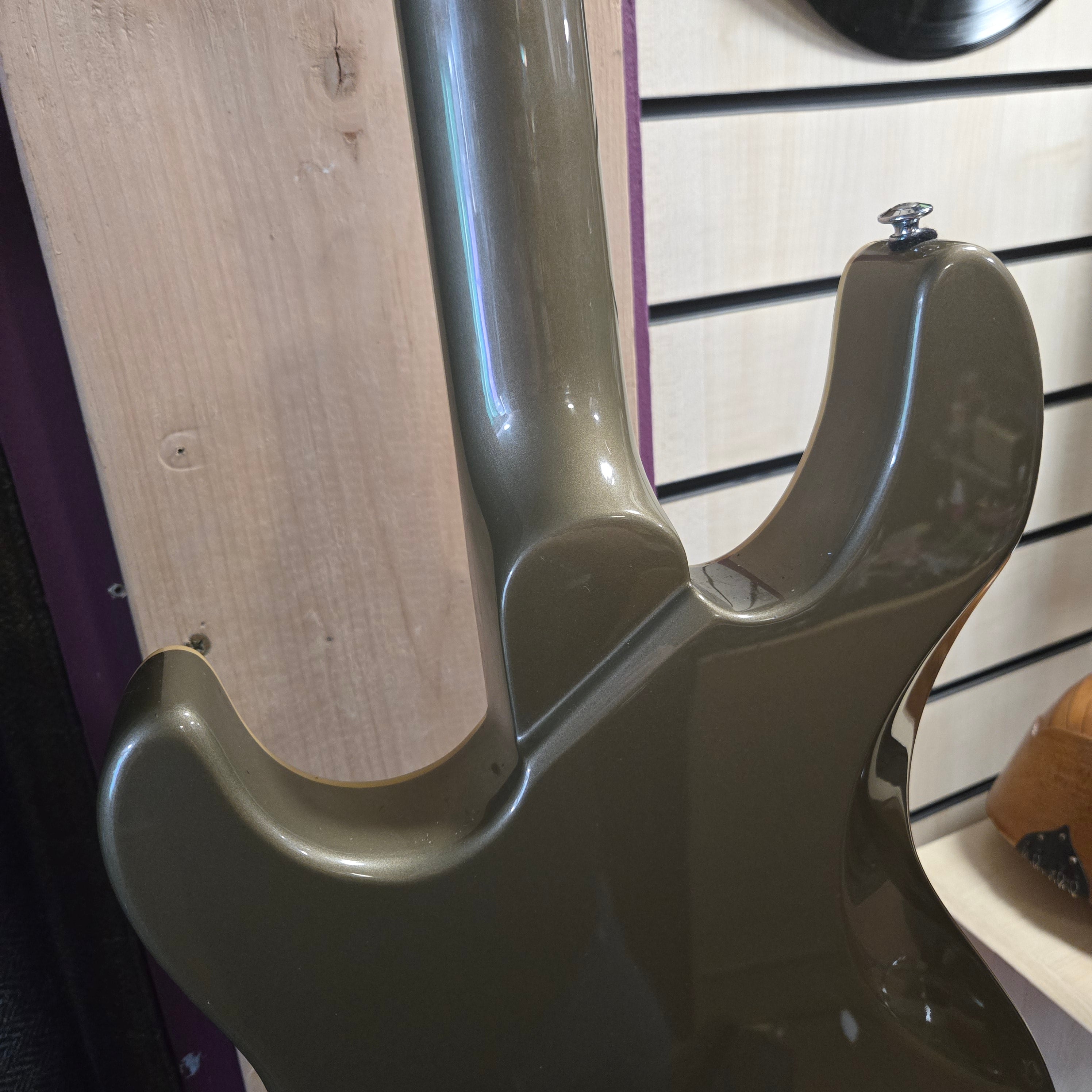 Pre loved Yamaha RGX320FZ